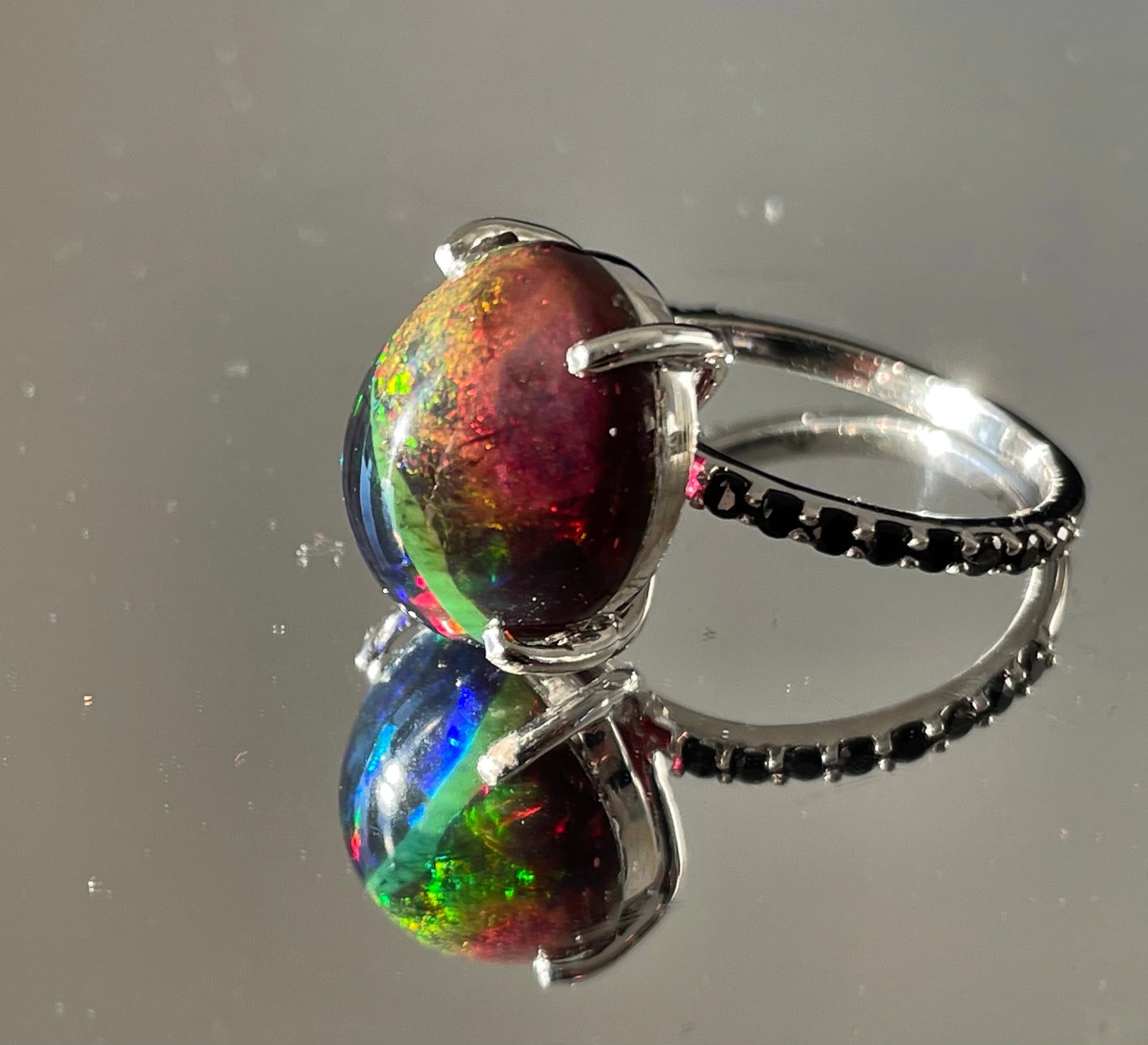 Beautiful 7.45 CT Natural Black Opal Ring With Natural Black Diamond & 18k Gold (1 of 8)