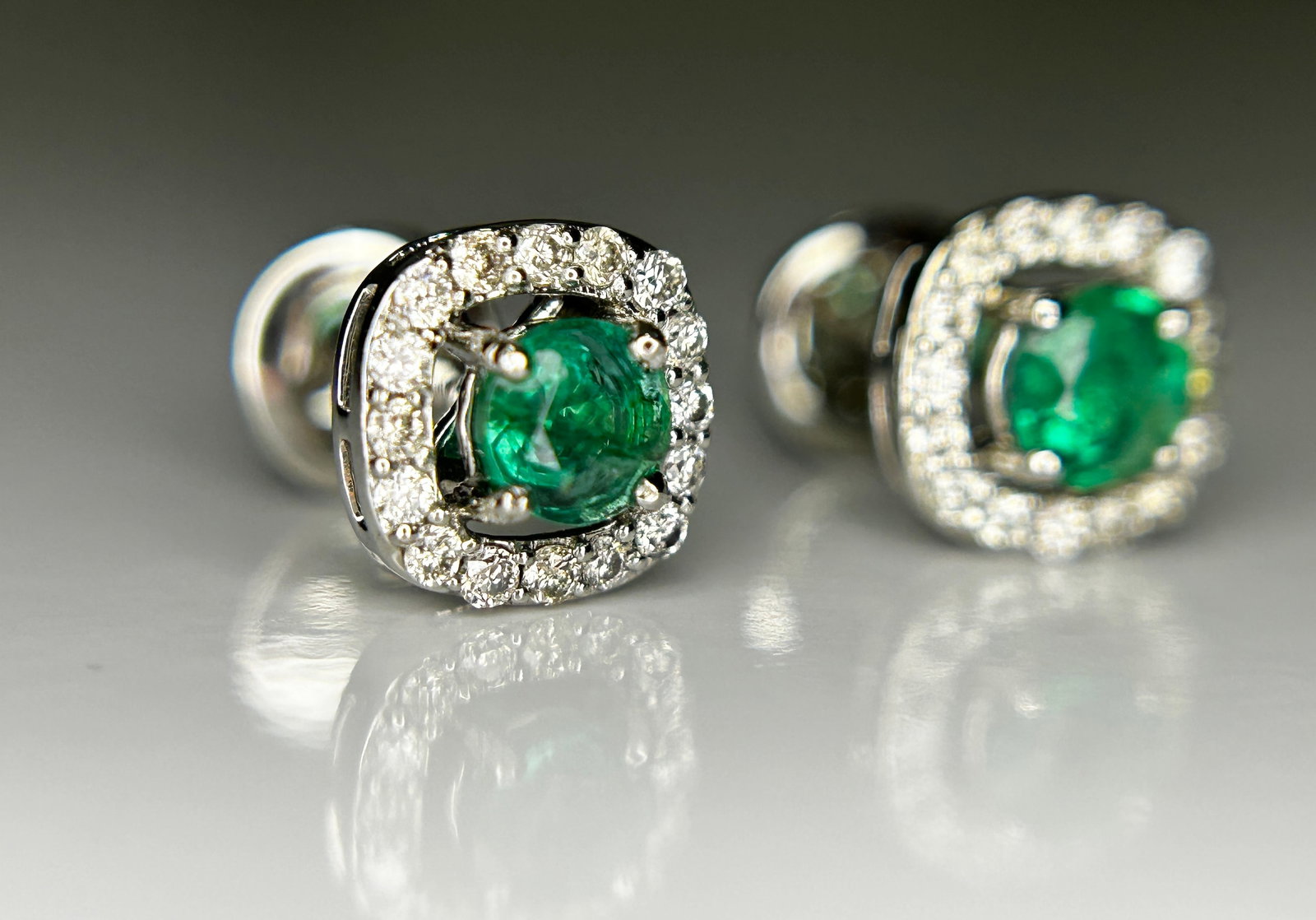 Beautiful 0.49ct Natural Emerald Halo Set Stud Earrings With Diamonds In Platinum 950 - 5