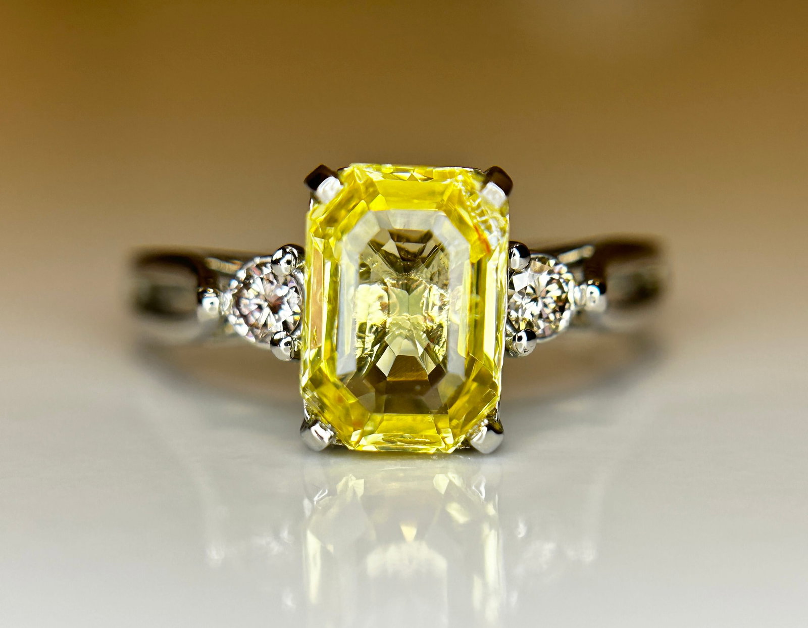 Beautiful 2.40ct Unheated Untreated Natural Ceylon Yellow Sapphire Diamonds & 950 Platinum - 2