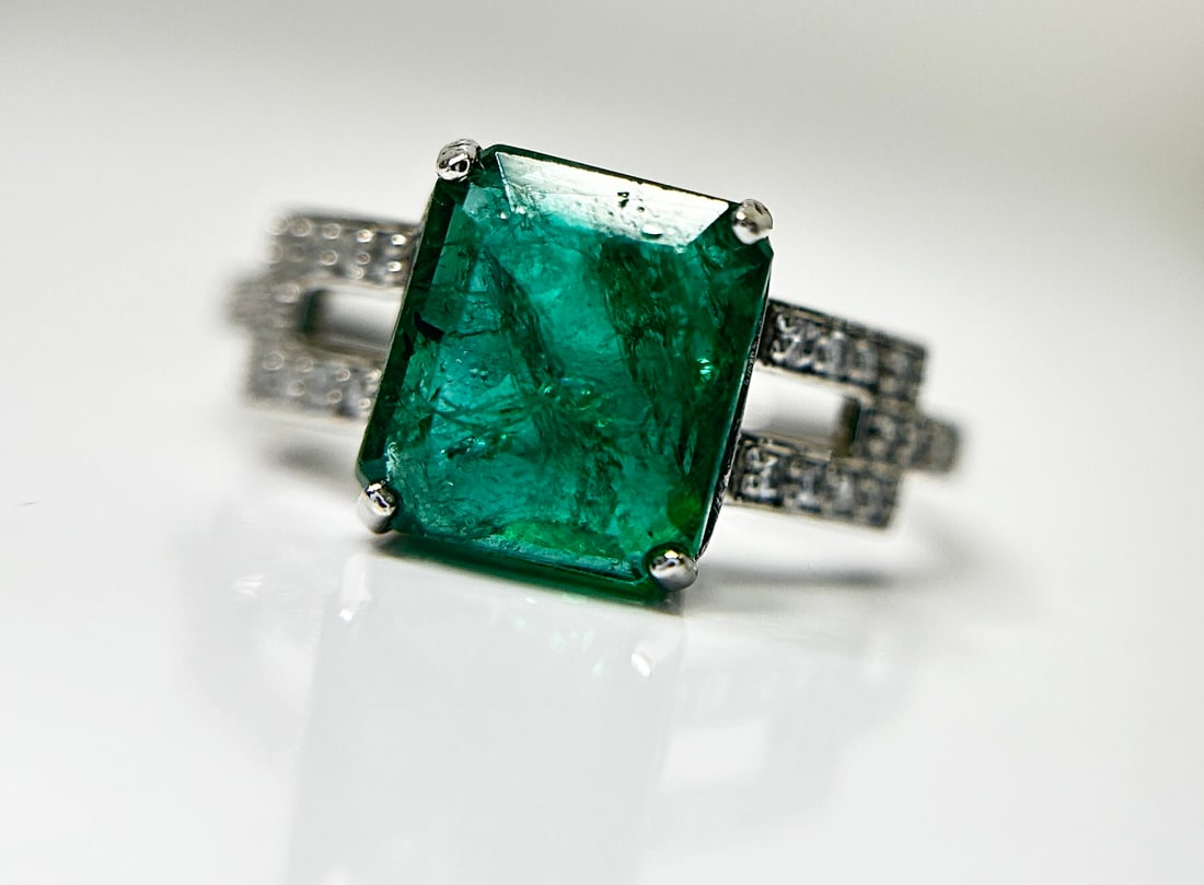 Beautiful Natural 2.64 CT Emerald Ring With Natural Diamonds & Platinum 950 - 2