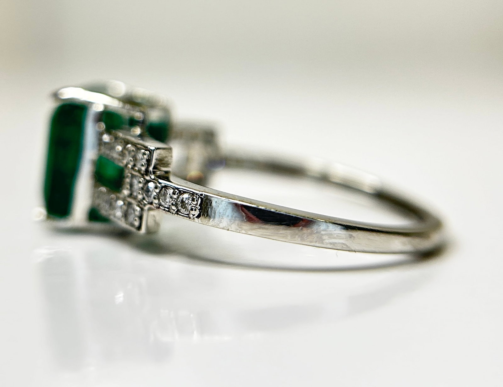 Beautiful Natural 2.64 CT Emerald Ring With Natural Diamonds & Platinum 950 - 5