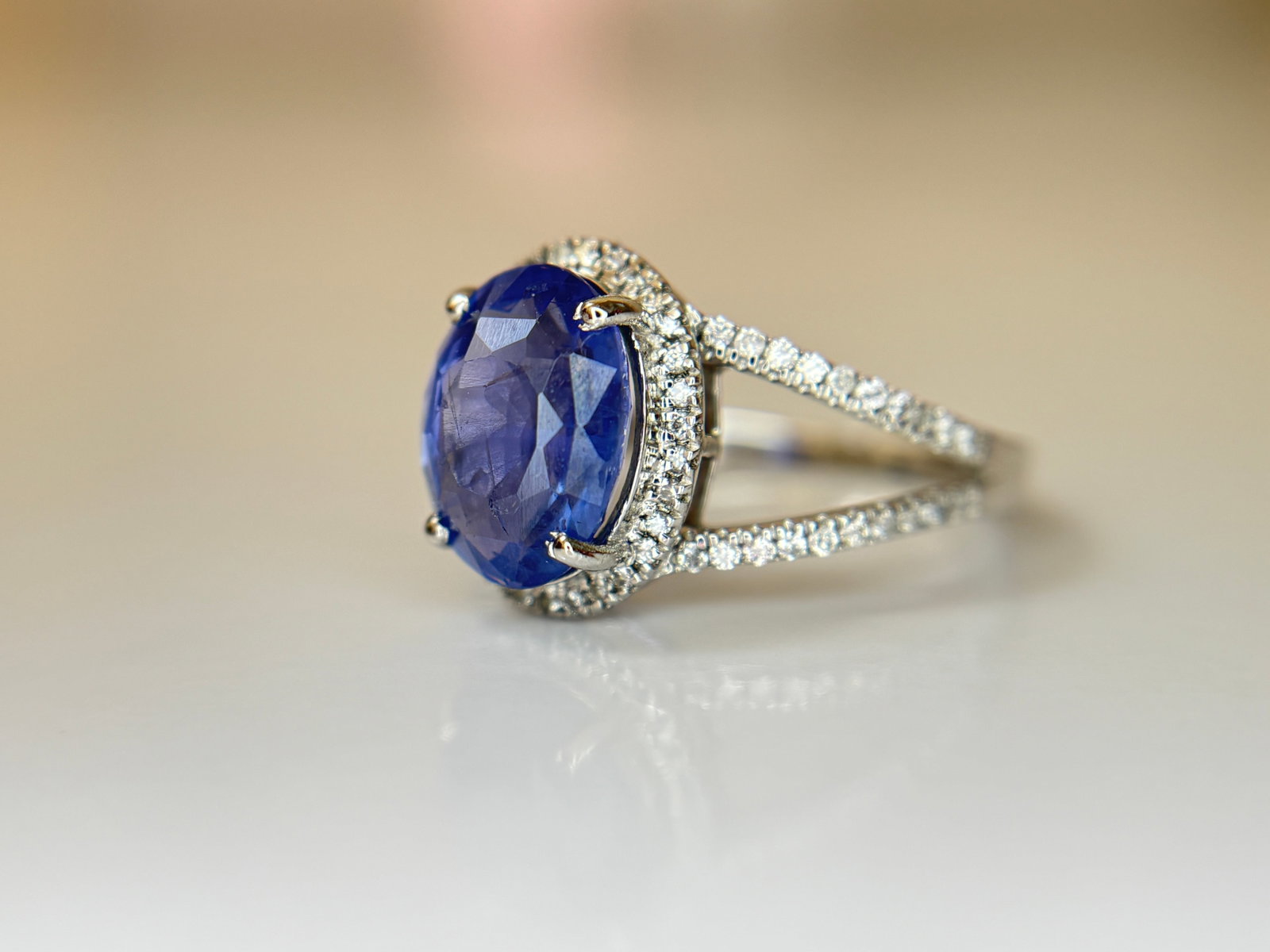 Beautiful 2.83 CT Natural Ceylon Cornflour Blue Sapphire Diamonds & 18k Gold - 4