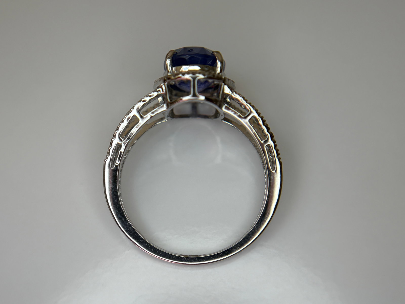 Beautiful 2.83 CT Natural Ceylon Cornflour Blue Sapphire Diamonds & 18k Gold - 6