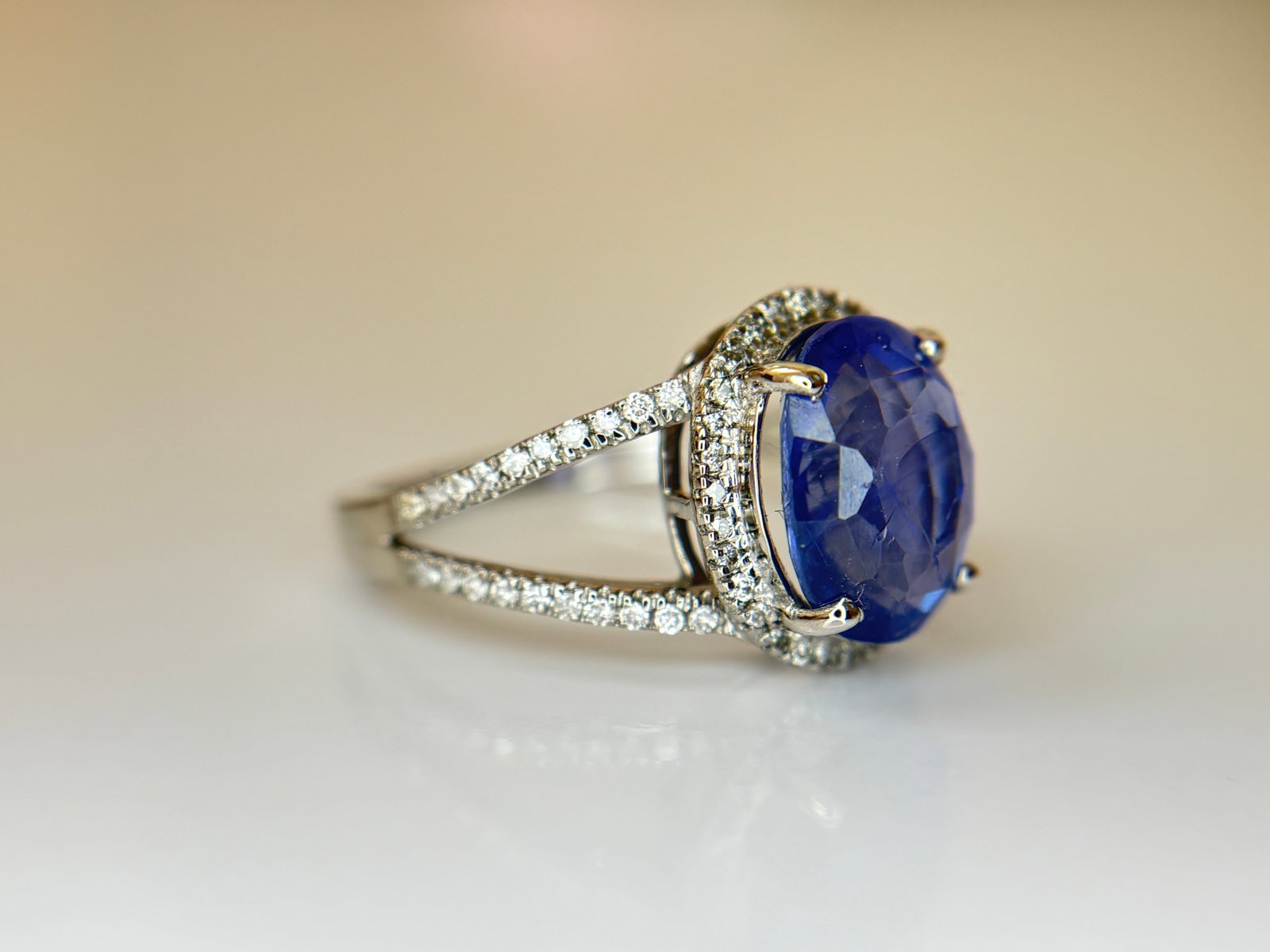Beautiful 2.83 CT Natural Ceylon Cornflour Blue Sapphire Diamonds & 18k Gold - 7