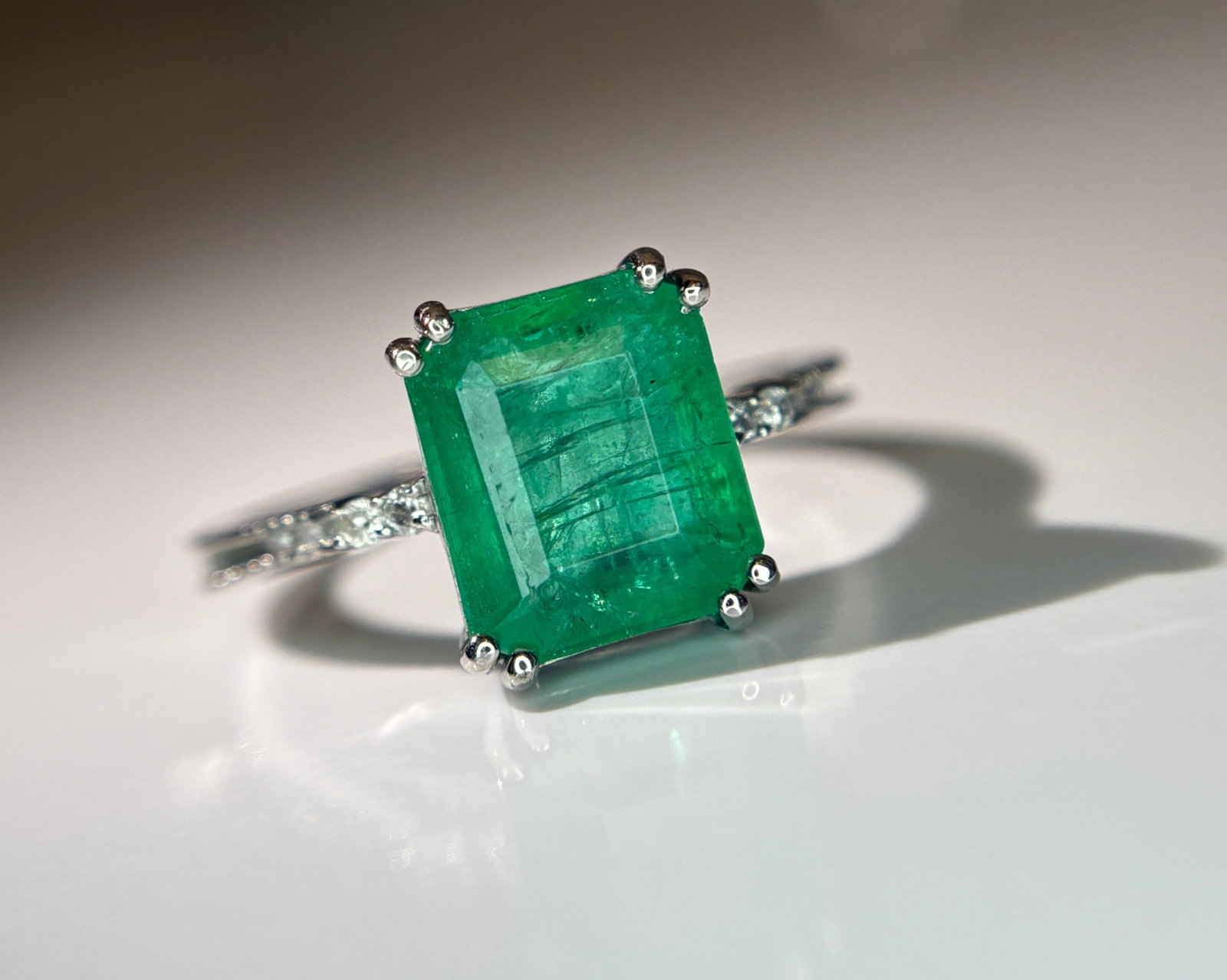Beautiful 3.20 CT Natural Emerald Ring With Natural Diamonds & Platinum 950 - 12
