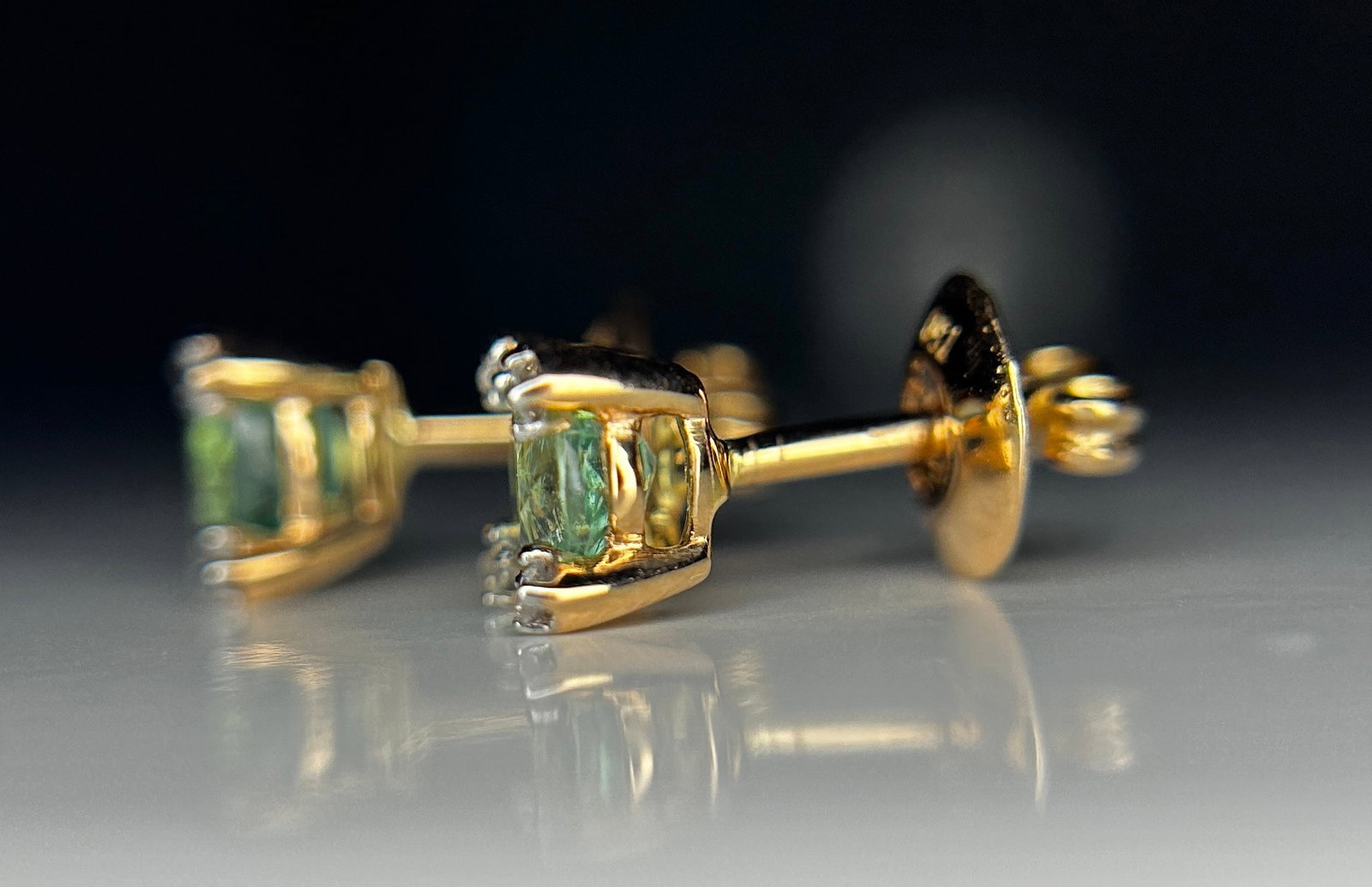 Beautiful 0.70 ct Natural Emerald Earrings With Natural Diamonds & 18k Gold - 6