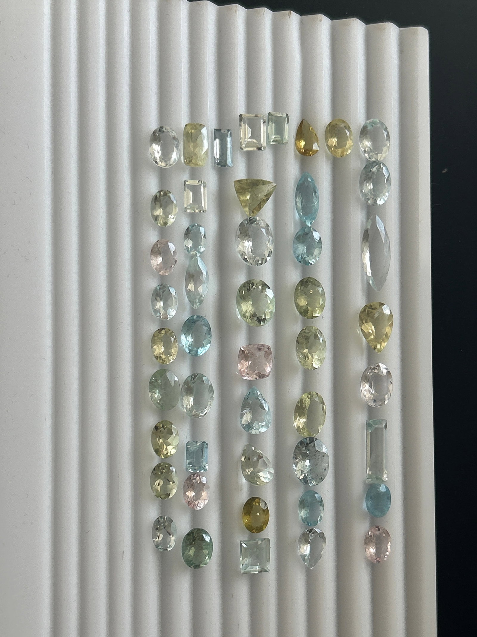 77.05ct Natural Blue and Green Aquamarine and Pink Morganite - 2