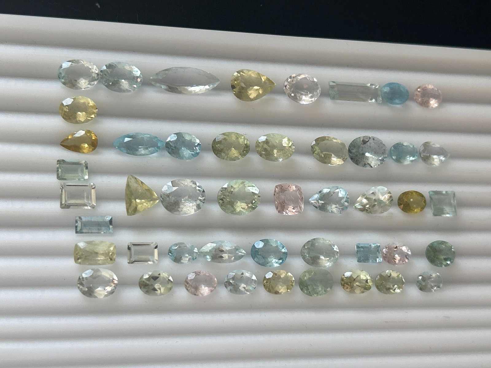 77.05ct Natural Blue and Green Aquamarine and Pink Morganite - 5