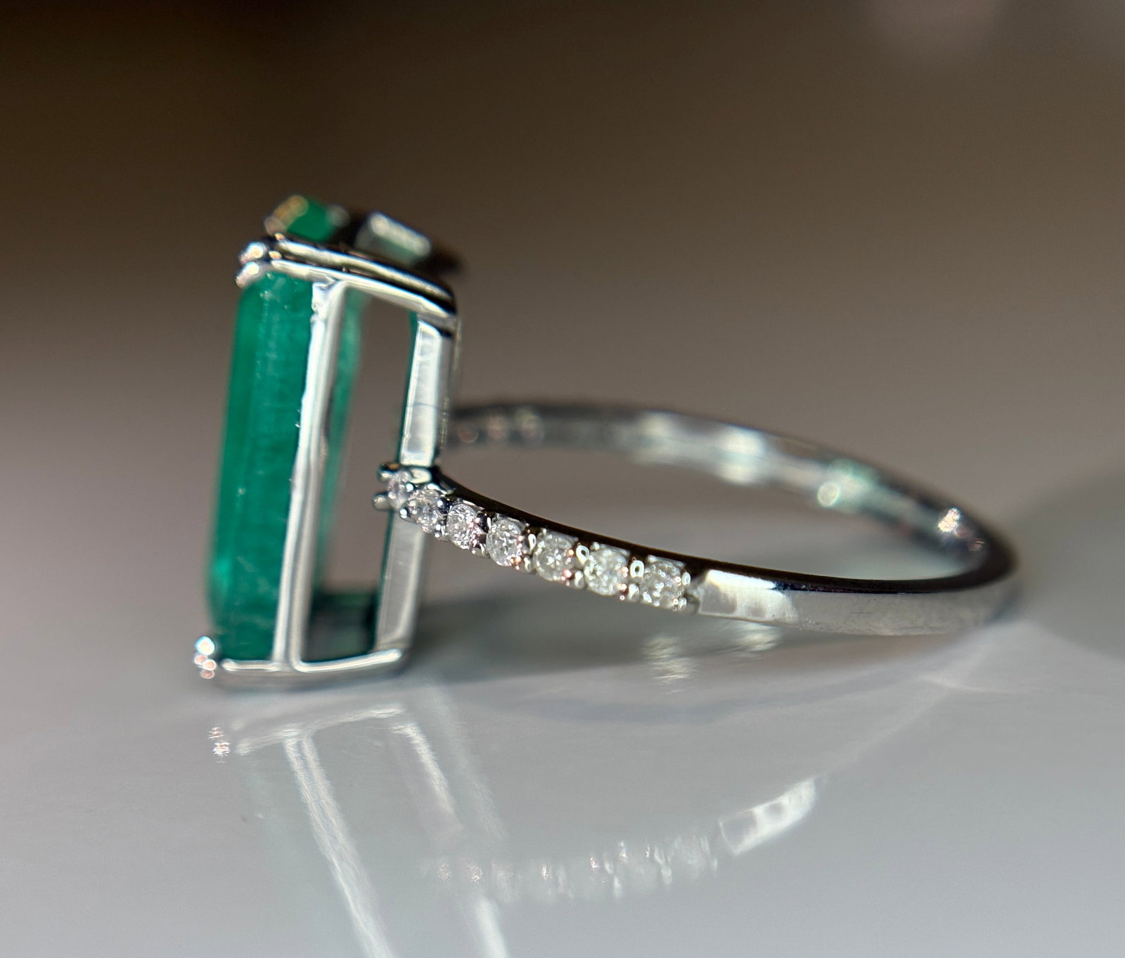 Beautiful 3.66 CT Natural Emerald Ring With Natural Diamonds & Platinum 950 - 5