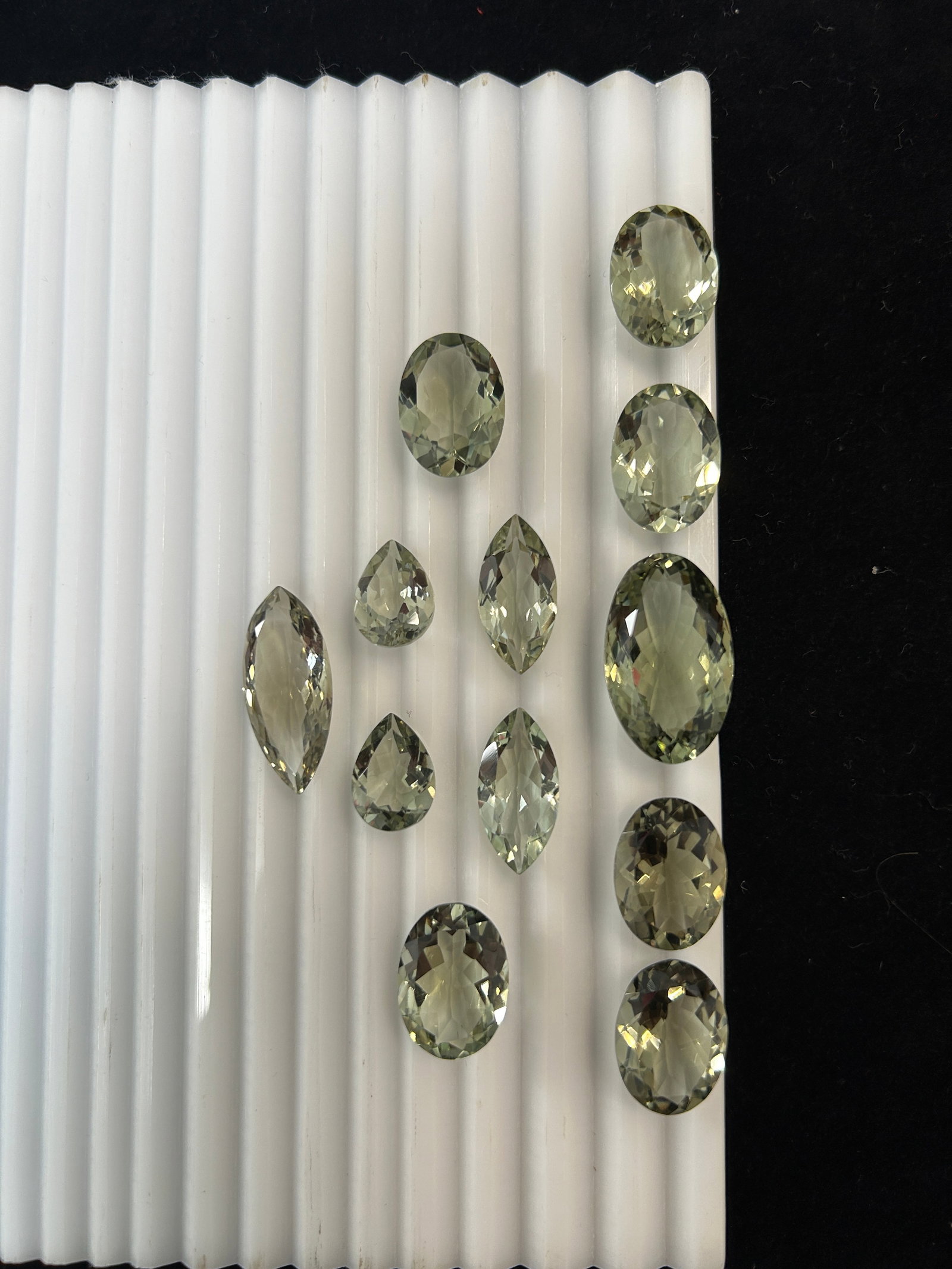 121.15ct Green Natural Amethyst - 2