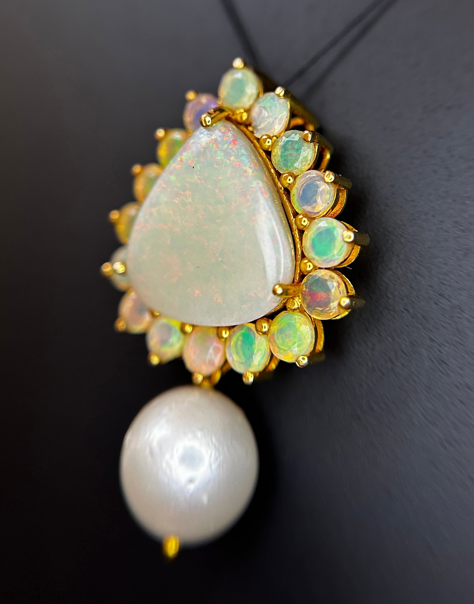 Beautiful 20.50ct Natural Australian Opal and Southsea Pearl Pendant & 18k Gold - 4