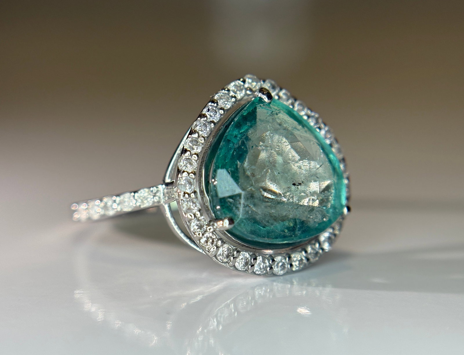 Beautiful 2.86 CT Natural Emerald Ring With Natural Diamonds & Platinum 950 - 8