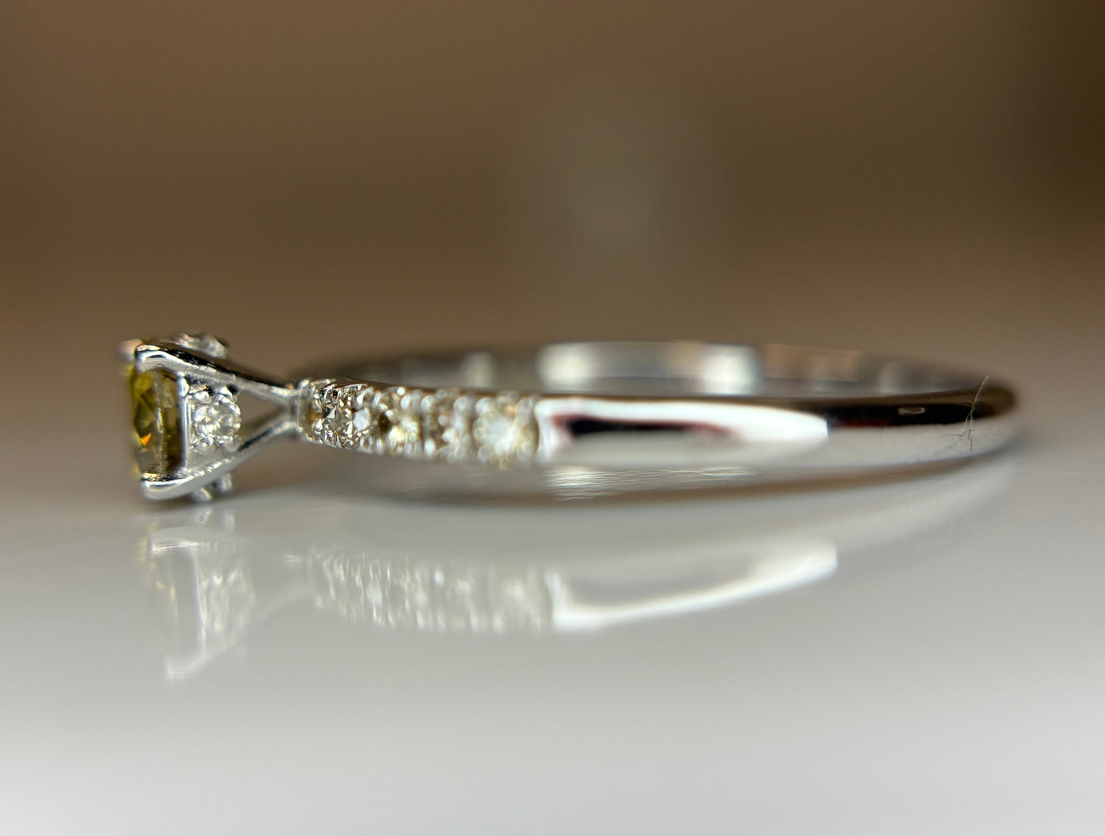 Beautiful 0.26 Ct Natural Champagne Solitaire Diamond & 18k Gold - 4