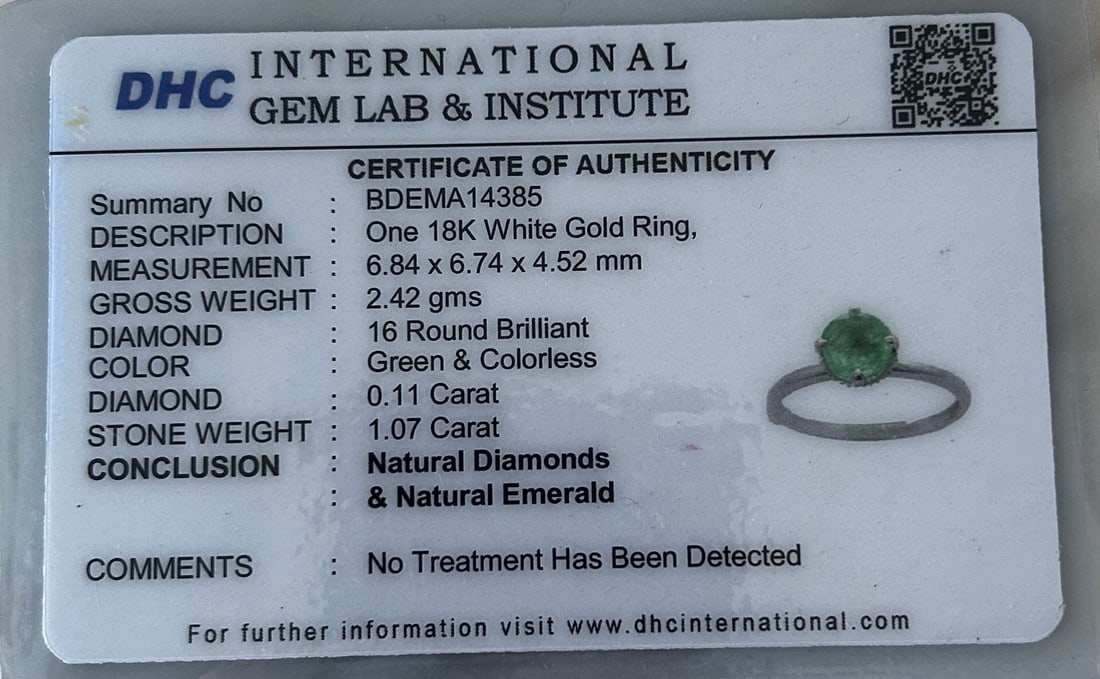 Beautiful 1.07ct Natural Emerald With Natural Diamonds & 18k Gold - 10