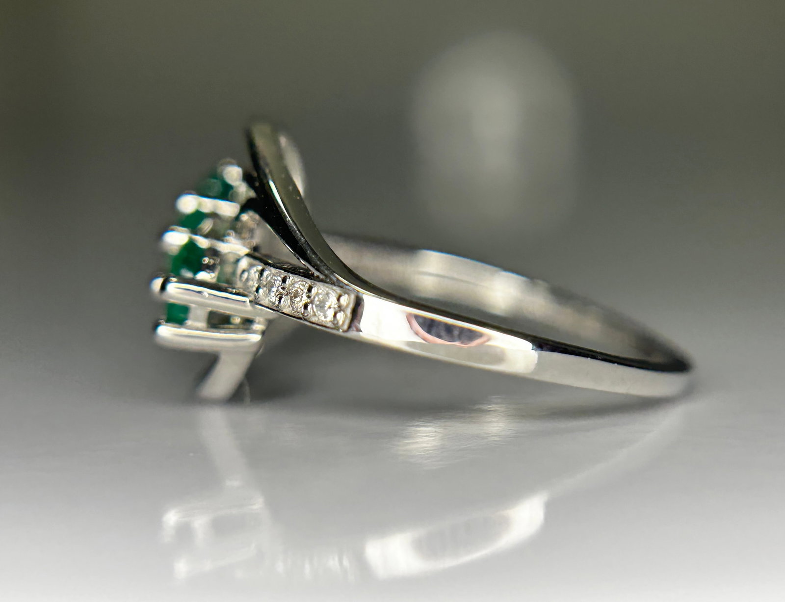 Beautiful 0.61Ct Natural Emerald Ring With Natural Diamonds & Platinum 950 - 4