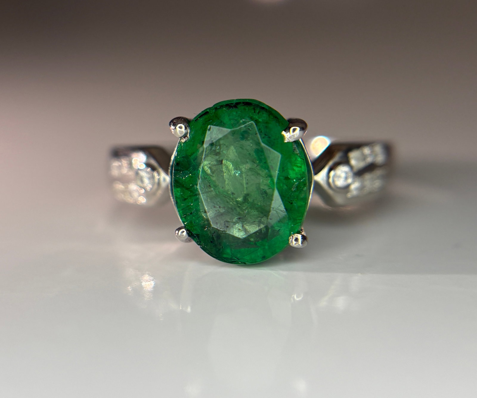 Beautiful 2.90 CT Natural Emerald Ring With Natural Diamonds & Platinum 950 - 4