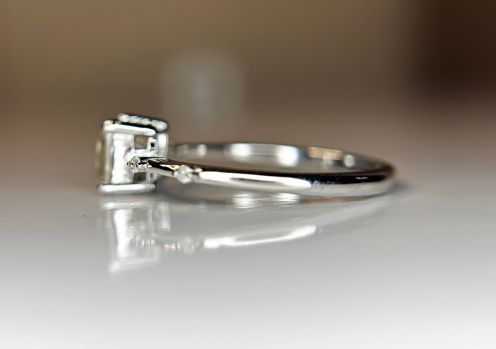 Beautiful 1.07ct Princess Cut Untreated Natural Solitaire Diamond & 18k Gold - 4