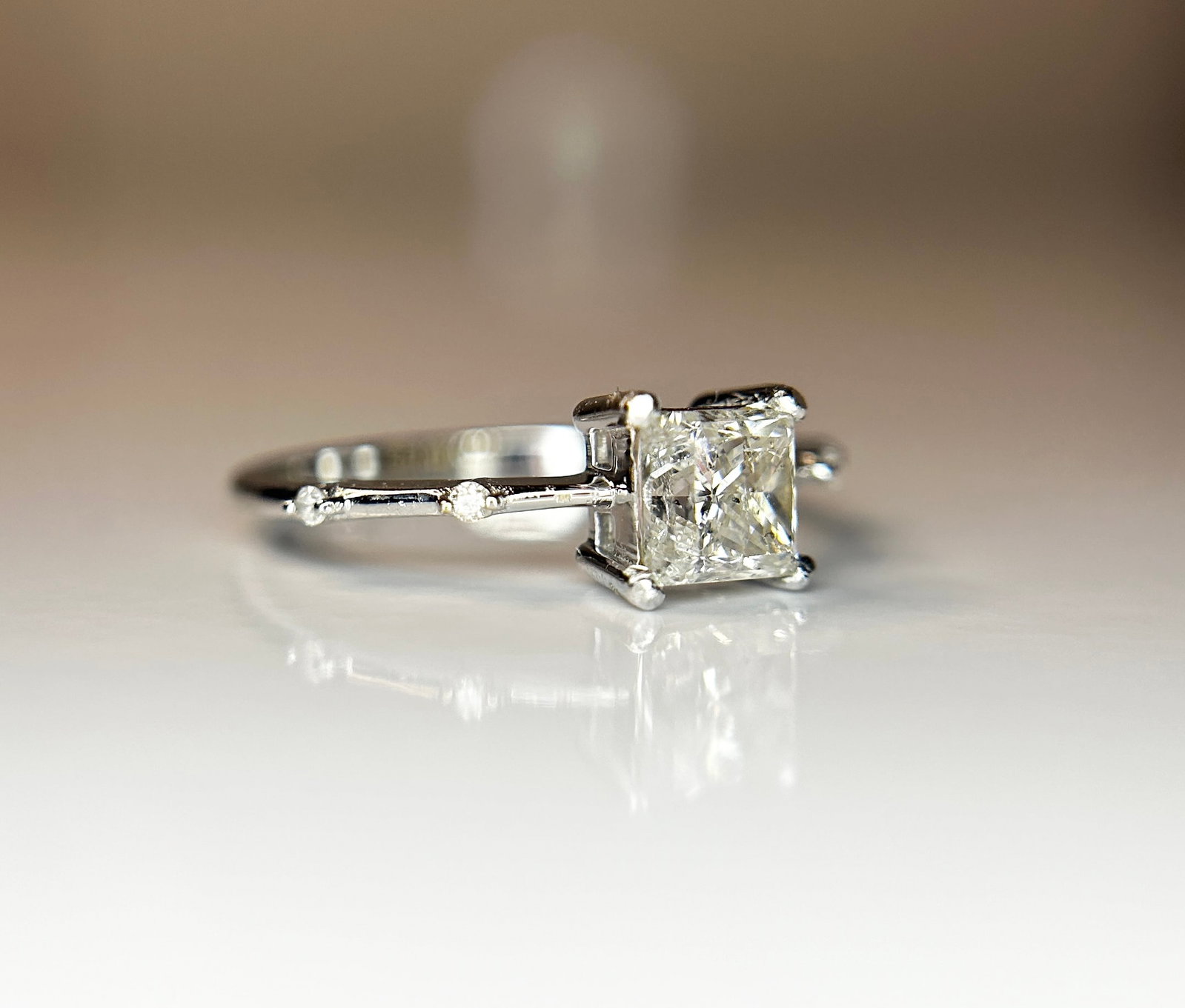 Beautiful 1.07ct Princess Cut Untreated Natural Solitaire Diamond & 18k Gold - 6