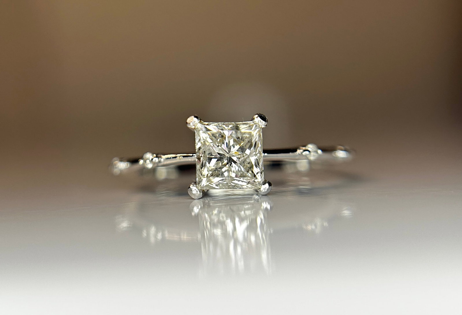 Beautiful 1.07ct Princess Cut Untreated Natural Solitaire Diamond & 18k Gold - 7