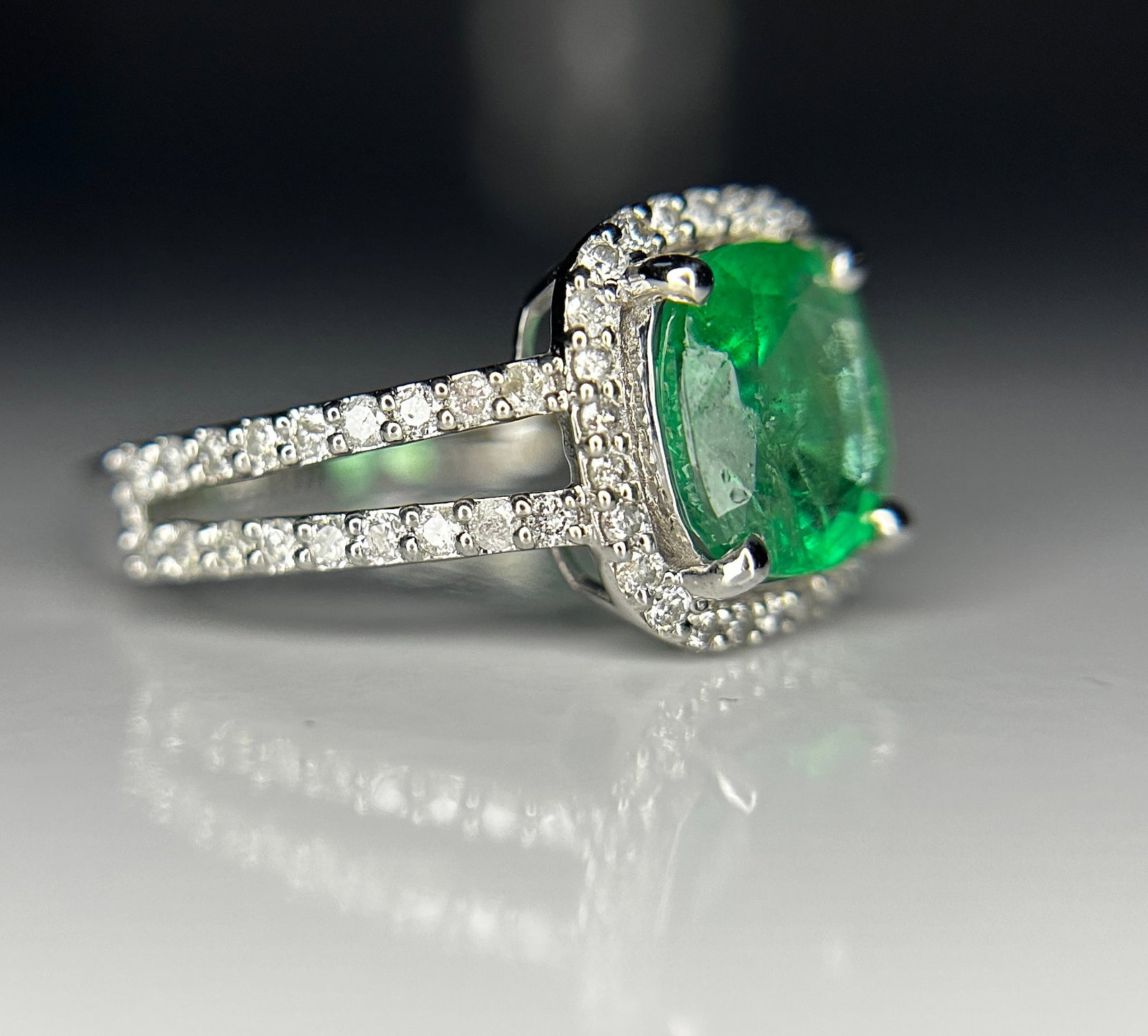 Beautiful 1.64 ct Natural Emerald With Natural Diamonds & 18k Gold - 6