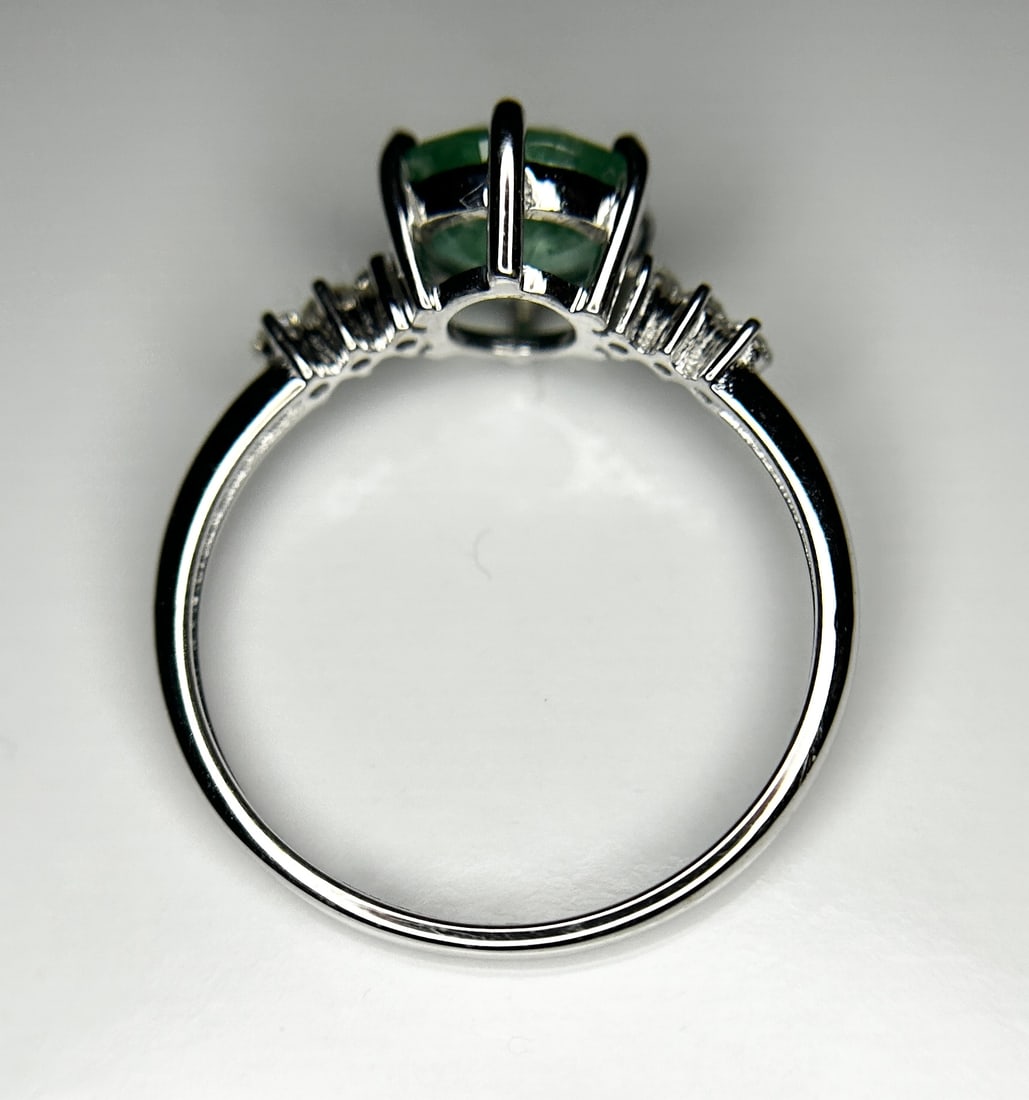 Beautiful 1.36 ct Natural Emerald With Natural Diamonds & 18k Gold - 7