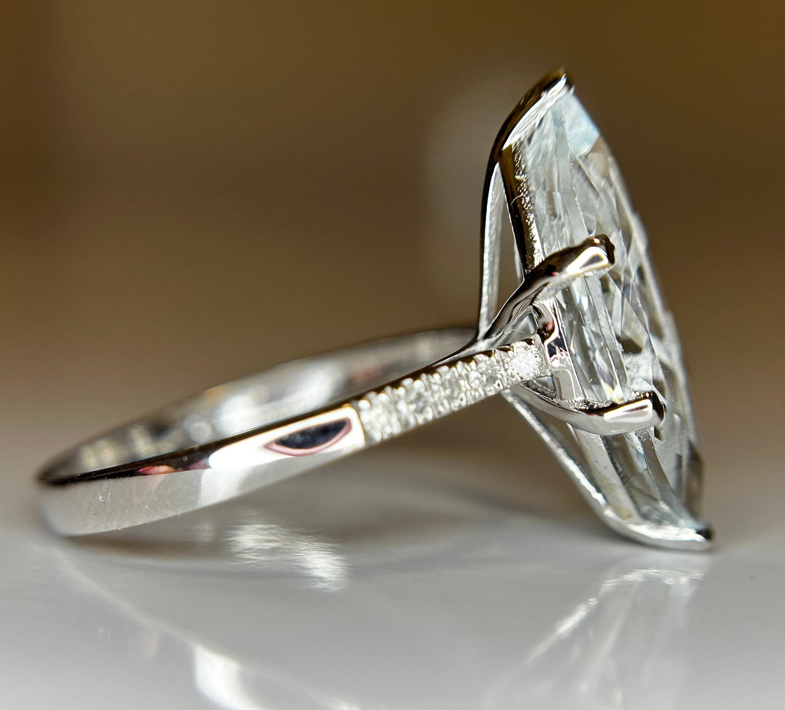 Beautiful 3.16 CT Natural Aquamarine Ring With Natural Diamonds & 18k White Gold - 8