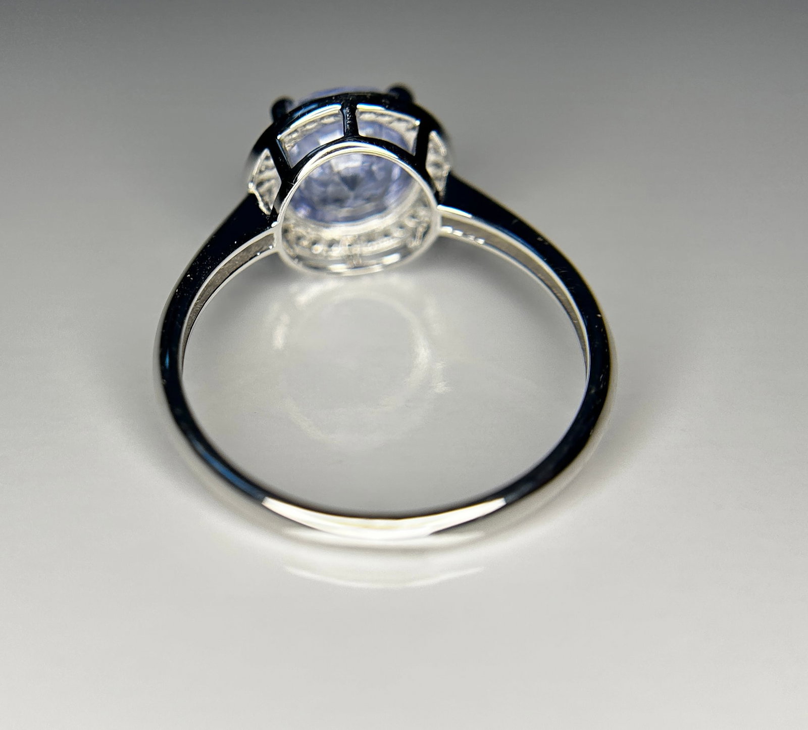 Beautiful 2.60 CT Unheated Ceylon Blue Sapphire With Natural Diamonds & 18k Gold - 6