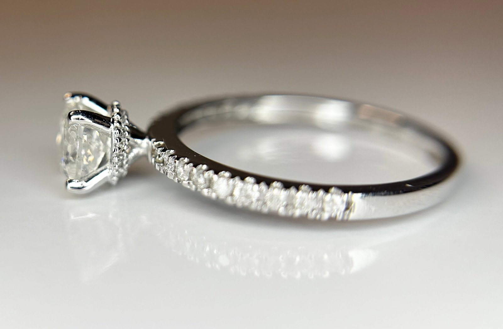 Beautiful 1.24ct Princess Cut Untreated Natural Solitaire Diamond & 18k Gold - 3
