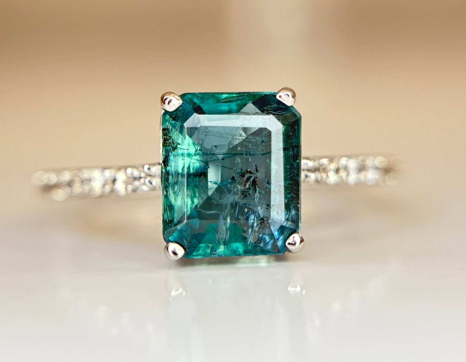 Beautiful 1.86 CT Natural Emerald Ring With Natural Diamonds & Platinum 950 - 3