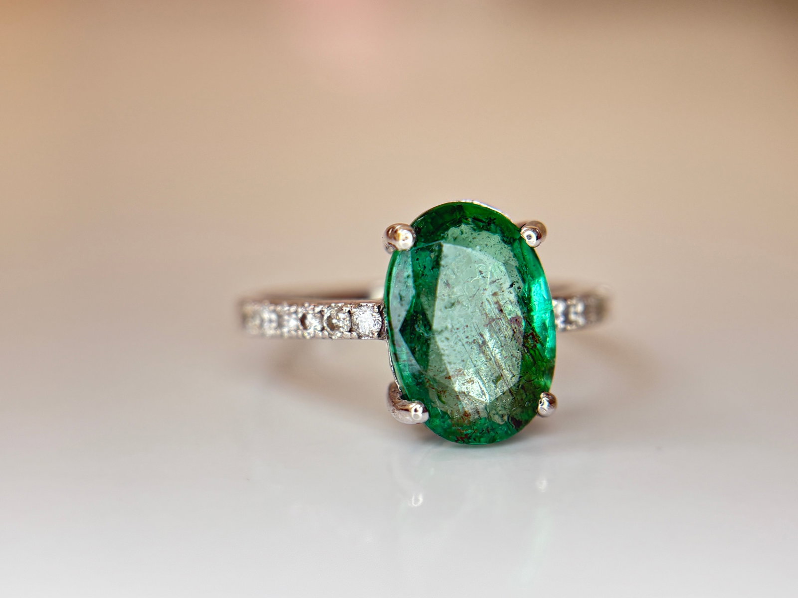 Beautiful Natural Emerald 3.00ct With Natural Diamonds & 18k Gold - 9