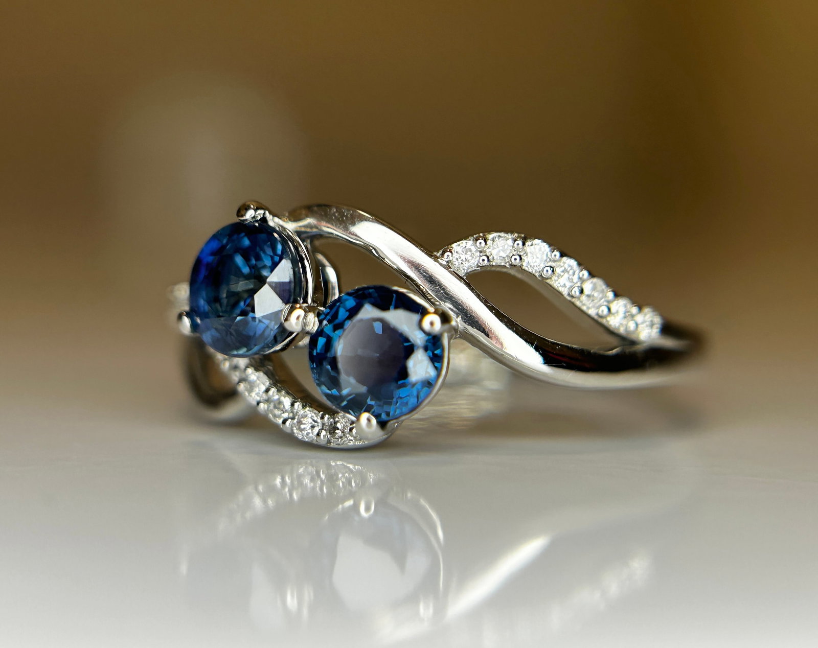 Beautiful 1.05 CT Unheated Ceylon Blue Sapphire Diamonds & 950 Platinum - 3