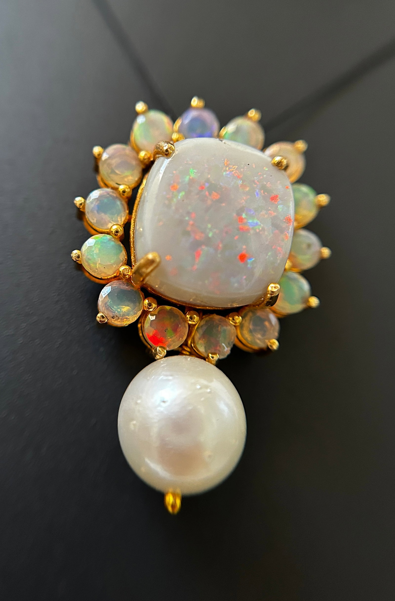 Beautiful 24.50ct Natural Australian Opal and Southsea Pearl Pendant & 18k Gold - 7