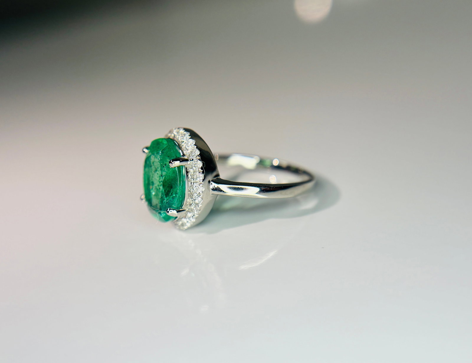 Beautiful 2.70 CT Natural Emerald Ring With Natural Diamonds & Platinum 950 - 4