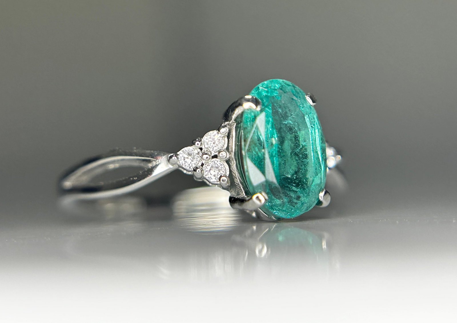 Beautiful Natural 1.35ct Emerald Ring With Natural Diamonds & Platinum 950 - 7
