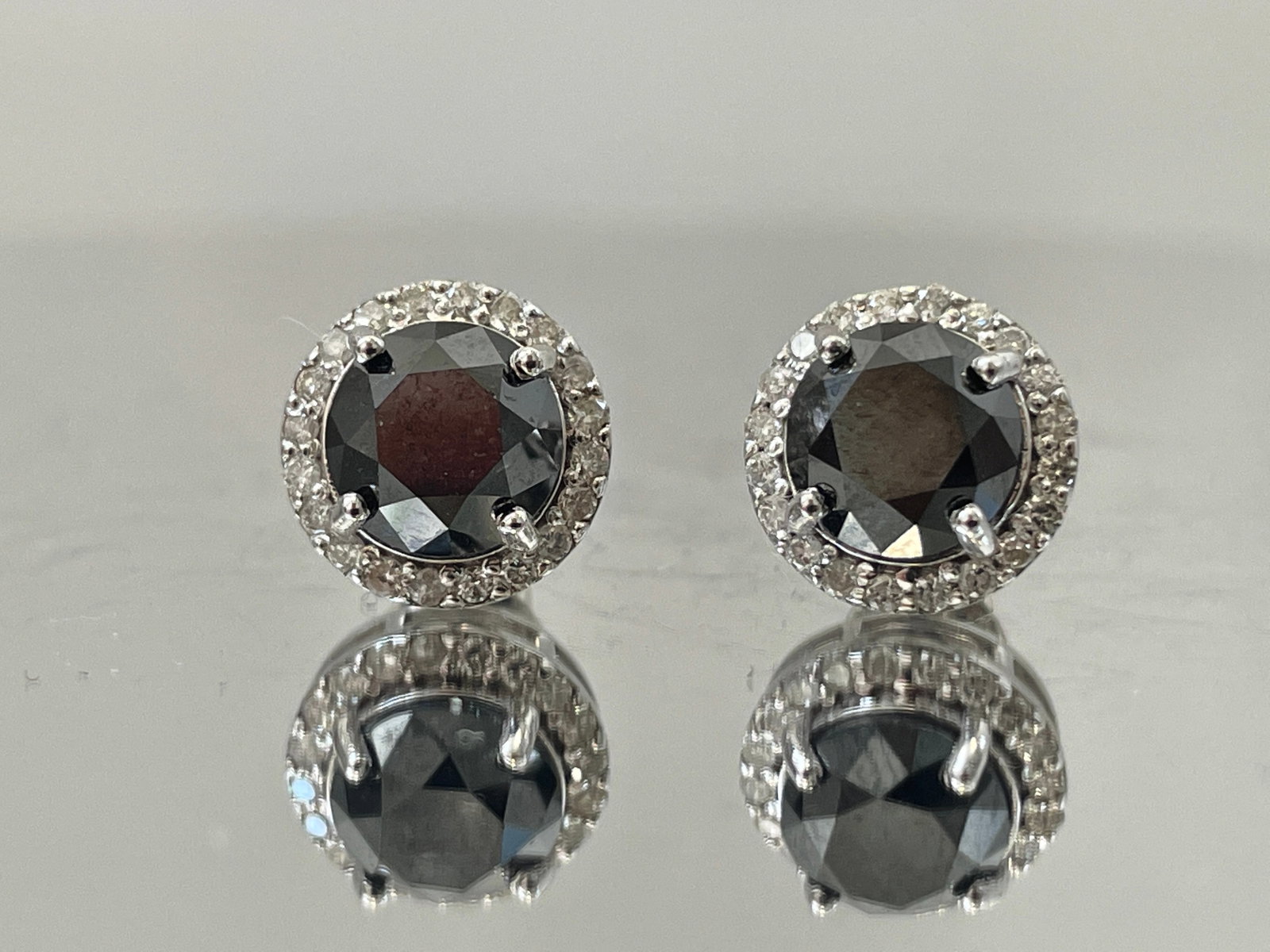 Beautiful Natural 3.84 CT Black Diamond Earrings Natural Diamonds & 18k Gold (1 of 8)