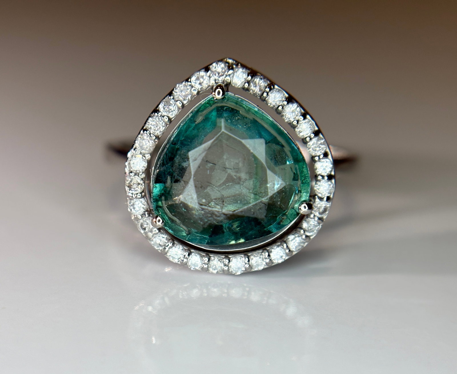 Beautiful 3.21 CT Natural Emerald Ring With Natural Diamonds & Platinum 950 - 2