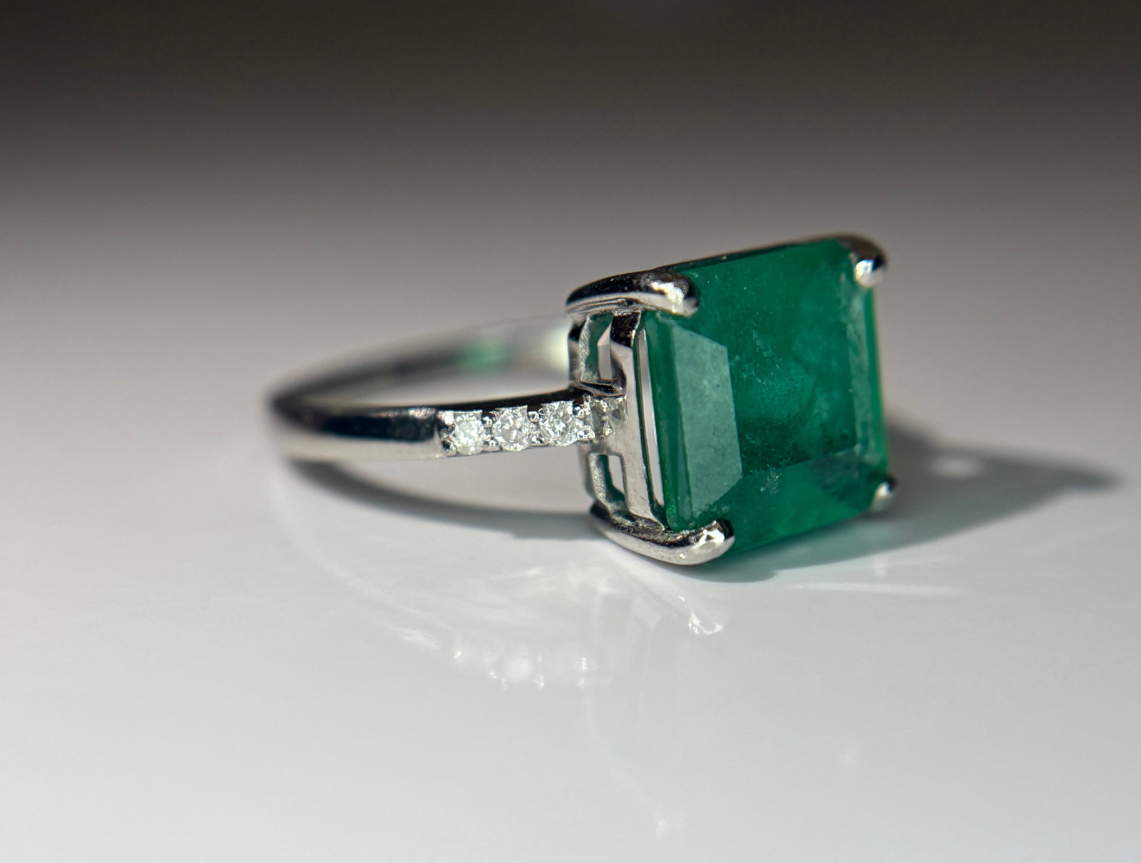 Beautiful 2.65 CT Natural Emerald Ring With Natural Diamonds & Platinum 950 - 7