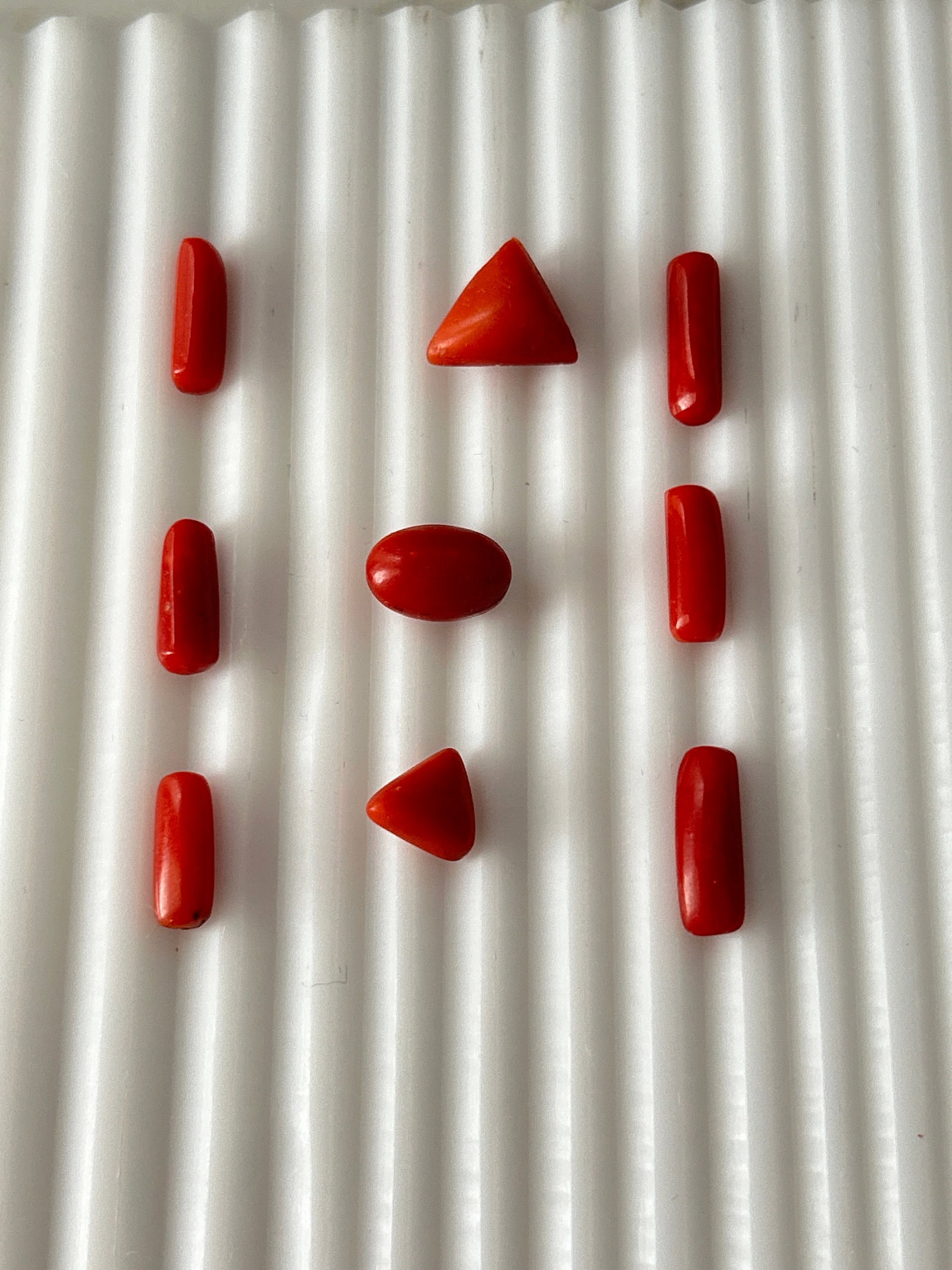 28.35ct Natural Coral: Title: 28.35ct Natural Coral Description: 28.35ct Natural Coral Ideal for rings, earrings, necklaces and bracelets Condition: New Delivery option: Collection & Delivery Location: LU5