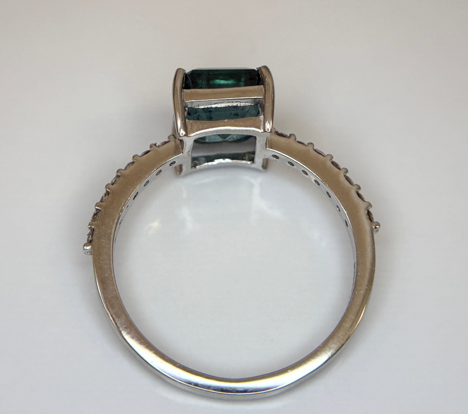 Beautiful 2.50 CT Natural Emerald Ring With Natural Diamonds & Platinum 950 - 7