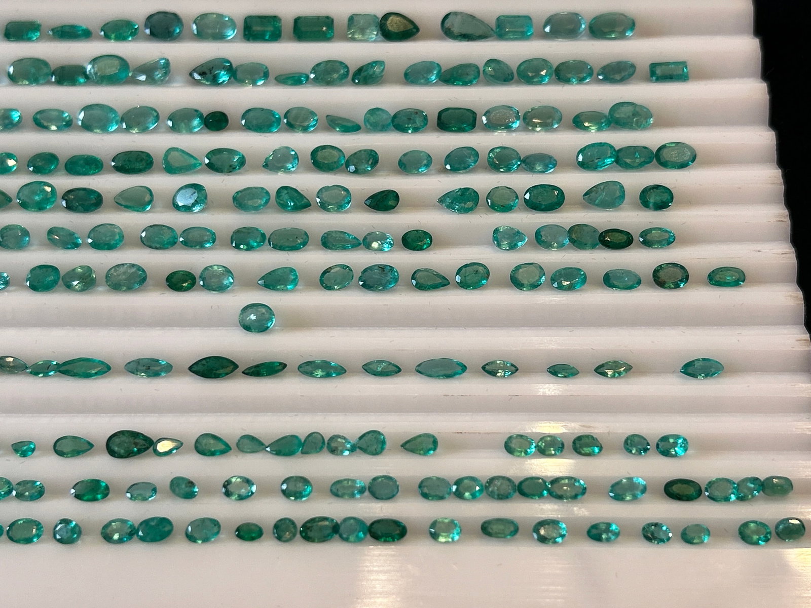 62ct Natural Emerald - 6