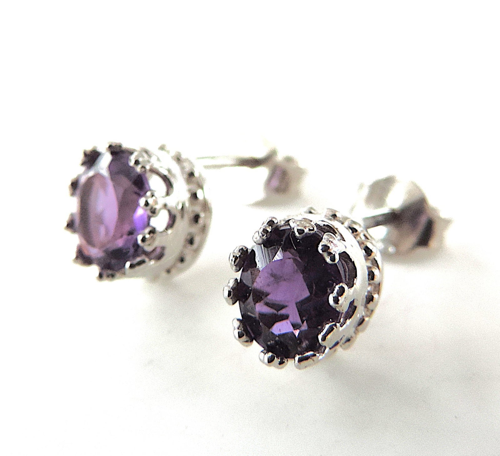 925 Silver Amethyst Gemstone Stud Earrings 'New' - 5