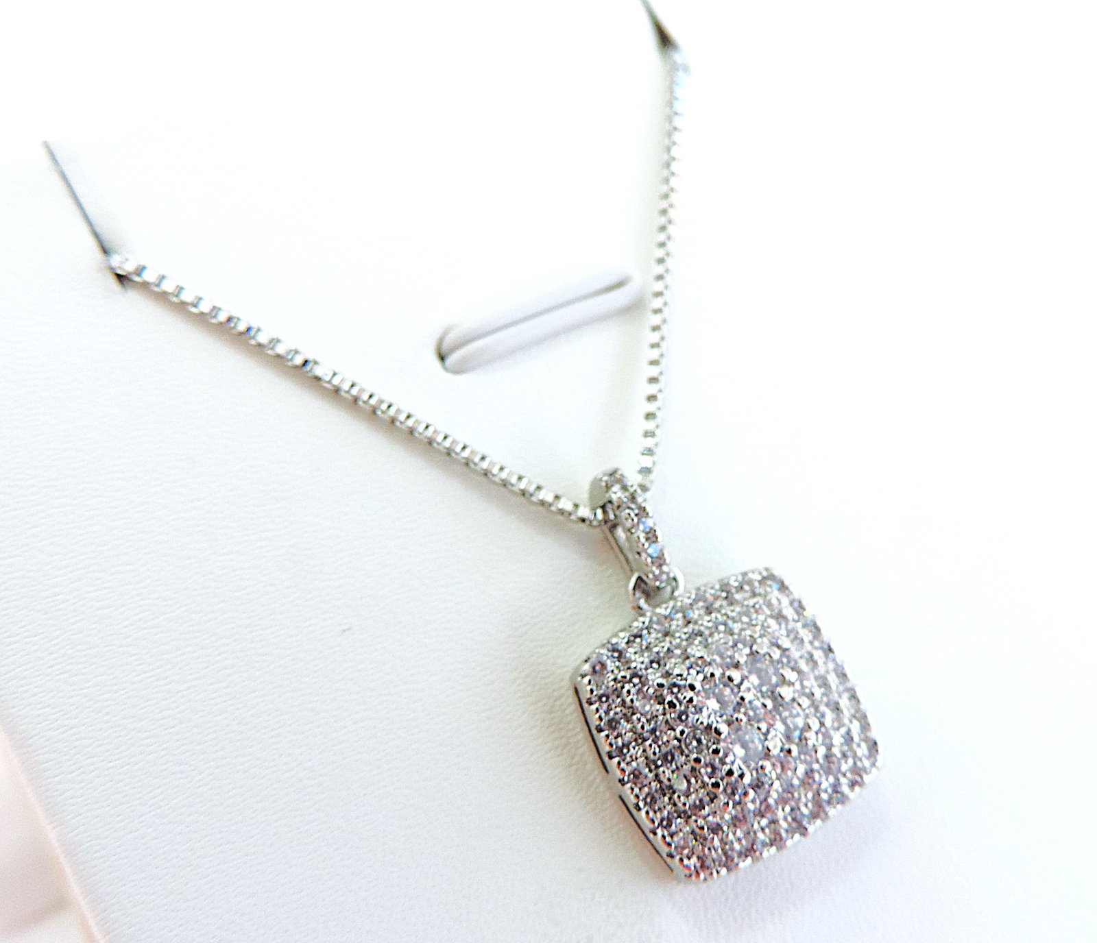 Orrevé Gemstone Pendant Necklace 'New' - 3