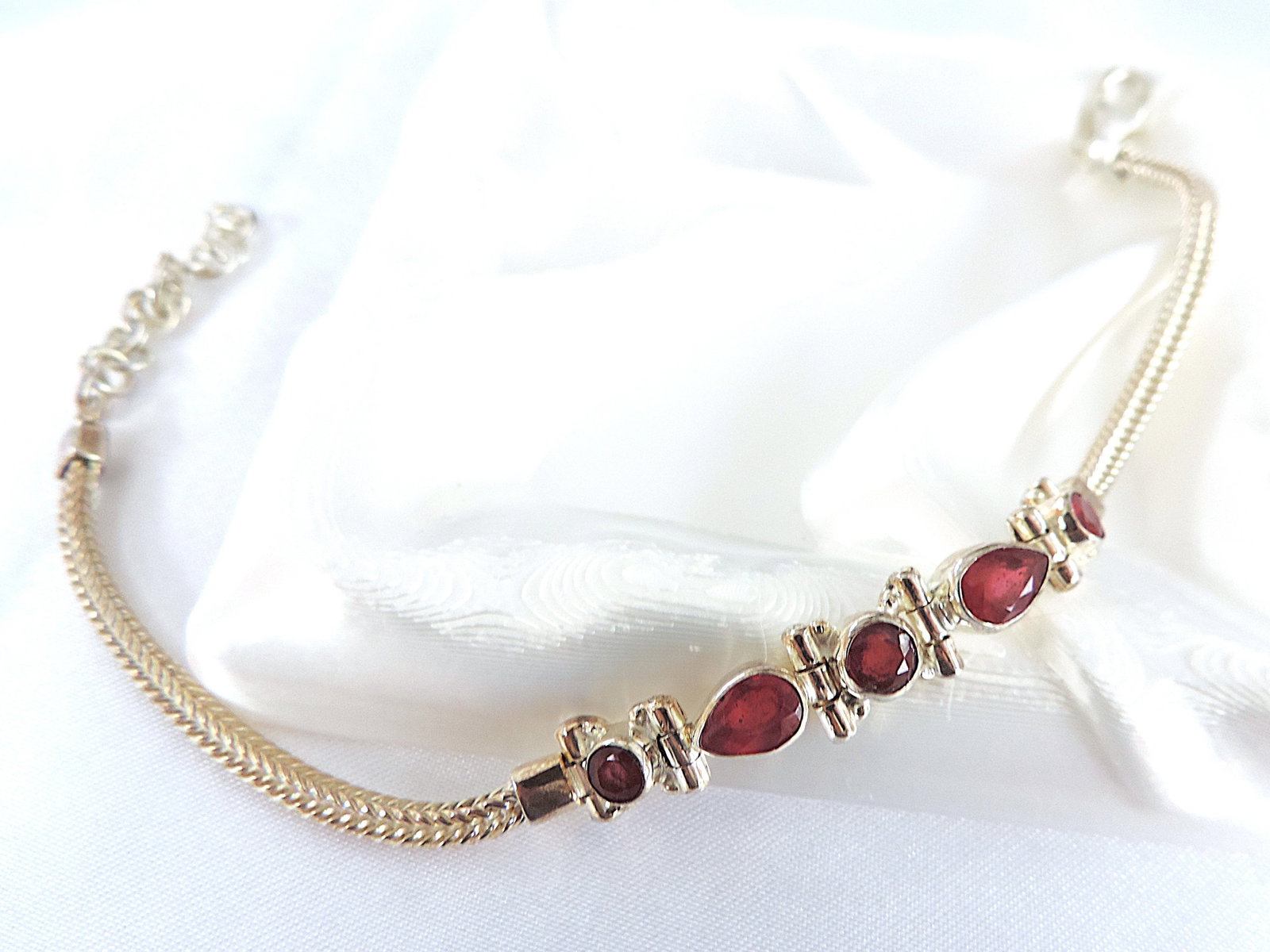 Artisan 925 Silver 2 Carat Ruby Gemstone Bracelet - 2
