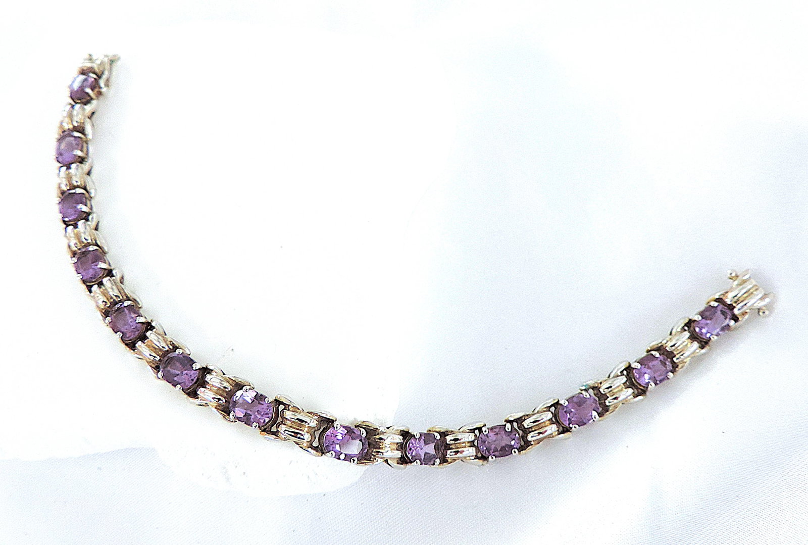 Vintage 925 Sterling Silver 11 Carat Amethyst Gemstone Bracelet - 2