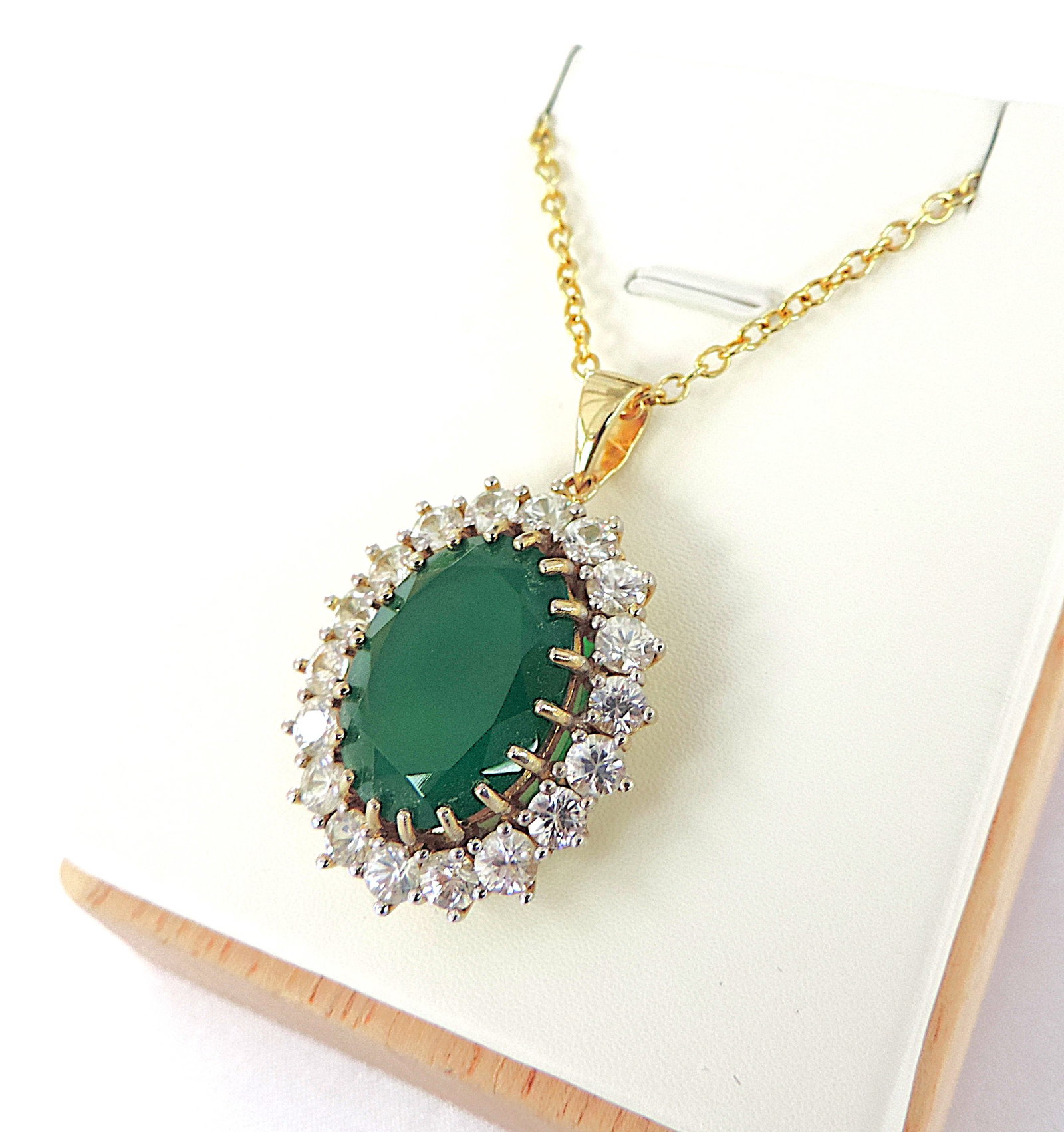 925 Gold on Silver 17.8 Carat Chrysoprase & White Topaz Pendant Necklace 'New' - 2
