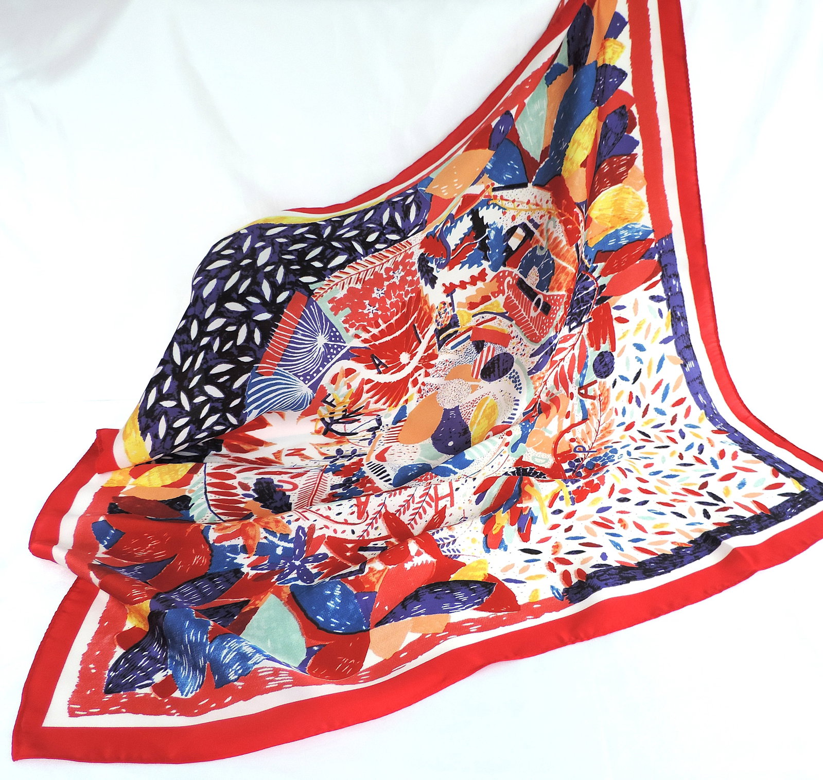 Moneté Paris 100% Silk Avant-Garde Style Print Scarf 'New' - 2