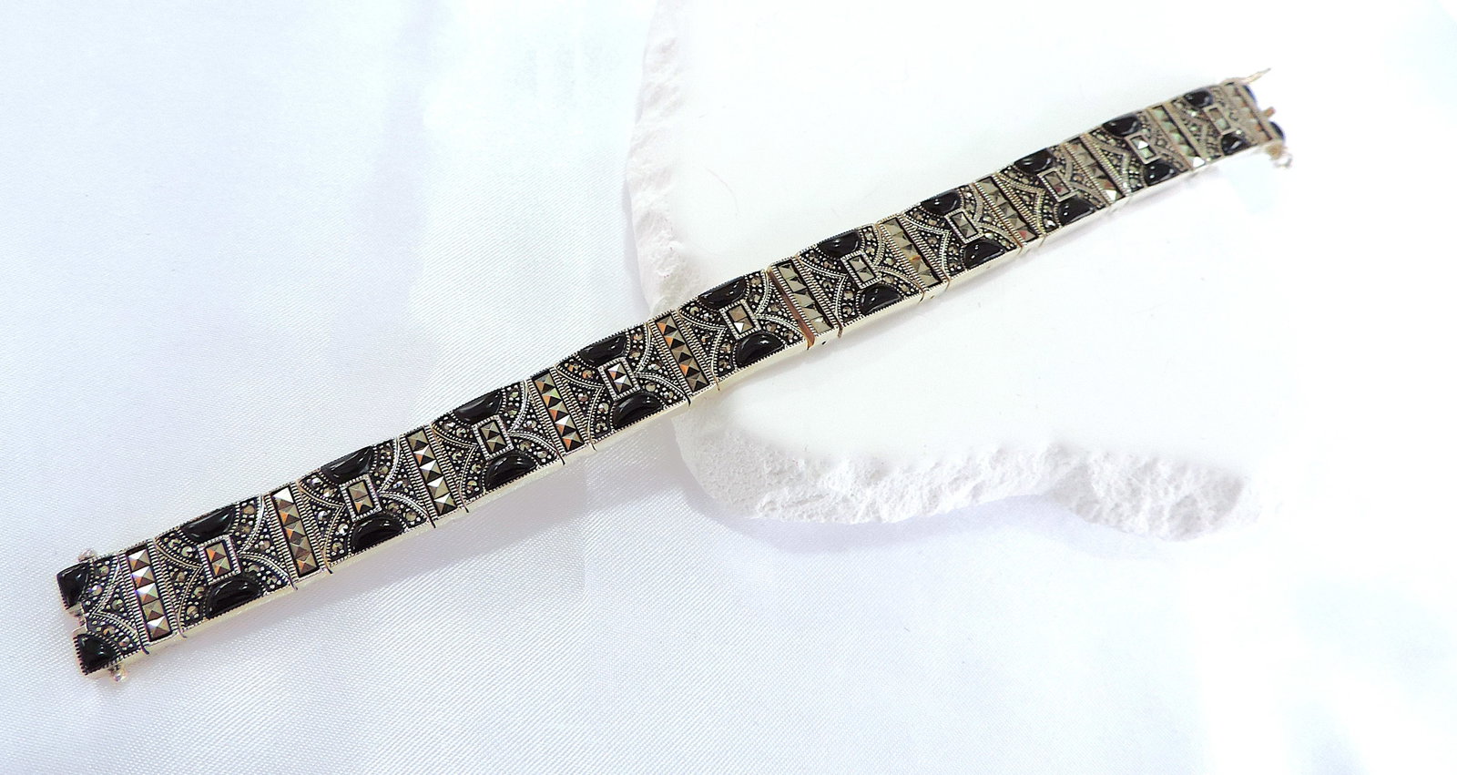 Artisan Art Deco 925 Silver Black Jet & Marcasite Bracelet 46.5 grams - 10