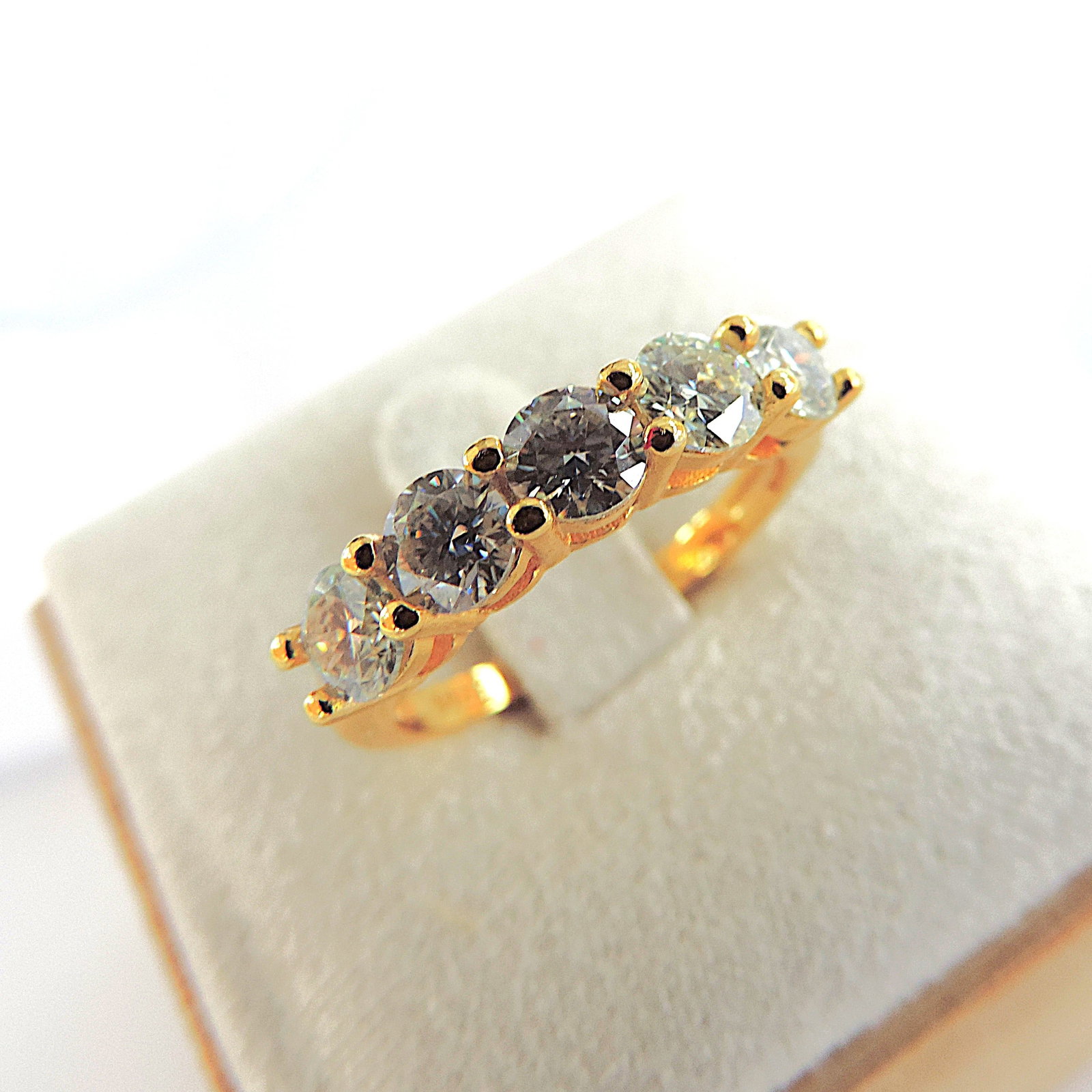 18k Gold 925 Silver Moissanite Gemstone Ring 'New' - 3