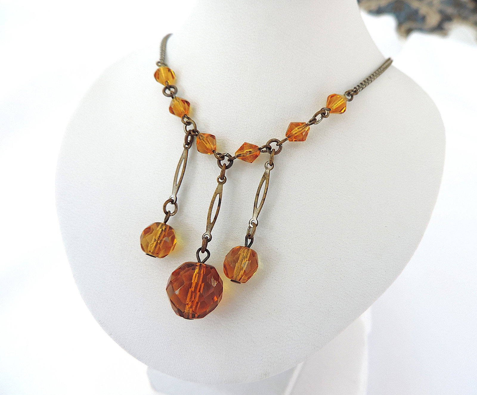 Vintage Necklace Circa 1920's: Title: Vintage Necklace Circa 1920's Description: A true vintage necklace with amber colour glass beads. Necklace is 15 inches long and secured with a bolt ring clasp. Condition: Used