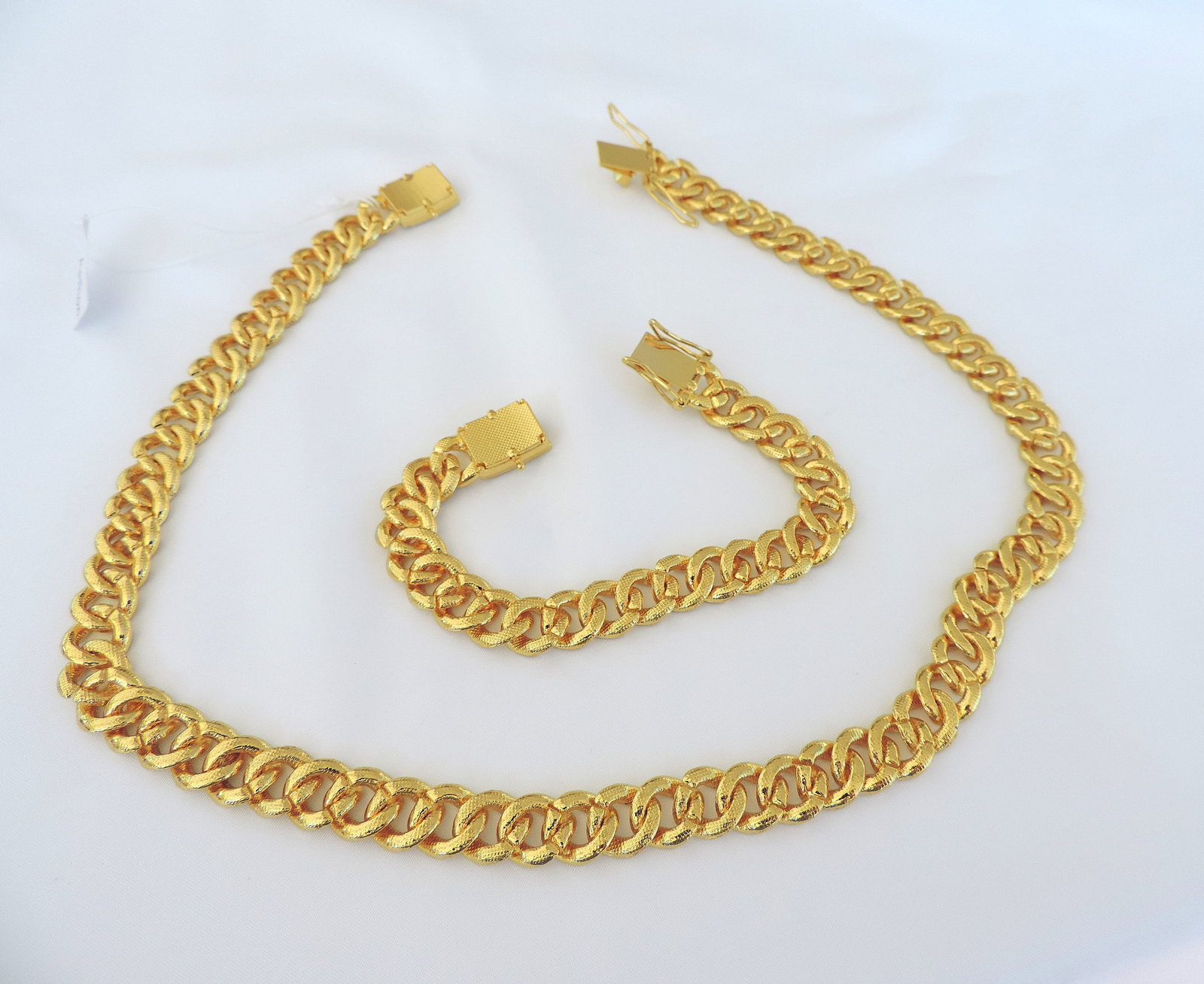 Aethon Men's 14k Gold Plated Cuban Link Zircon Necklace & Bracelet Set - 8